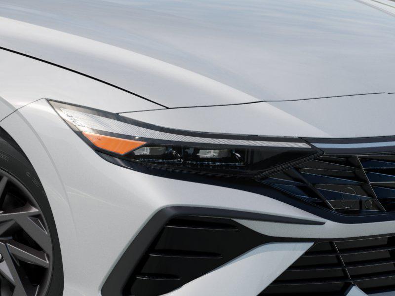 new 2025 Hyundai Elantra Hybrid car