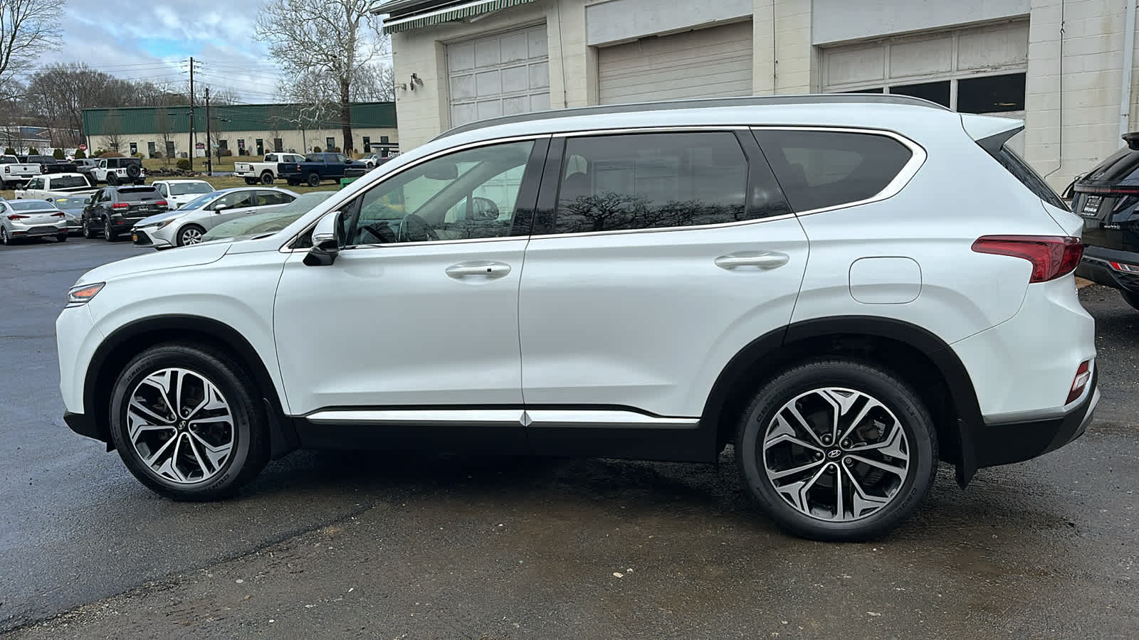 used 2019 Hyundai Santa Fe car, priced at $21,488