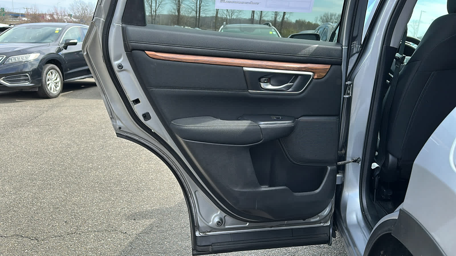 used 2018 Honda CR-V car, priced at $17,902