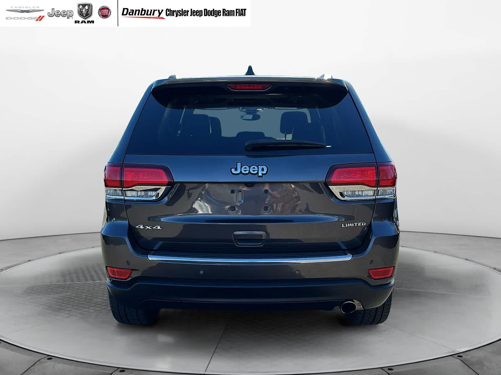 used 2021 Jeep Grand Cherokee car, priced at $27,779