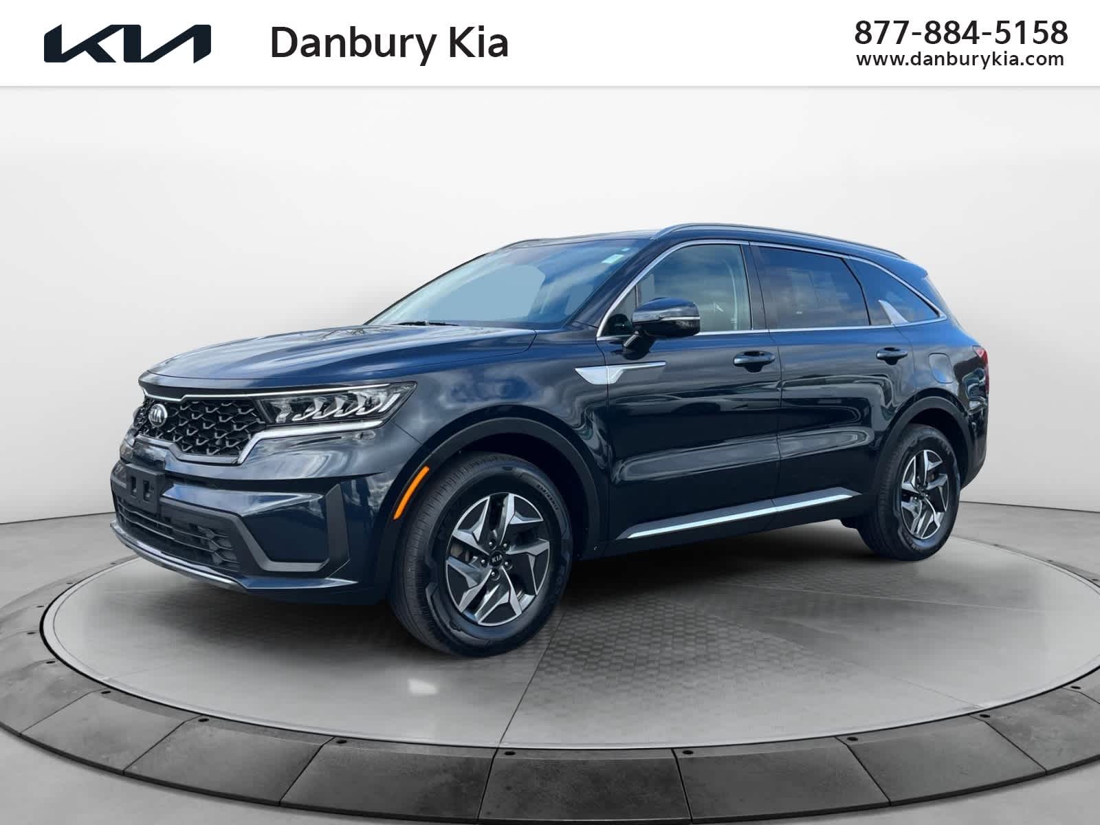 used 2021 Kia Sorento Hybrid car, priced at $23,634