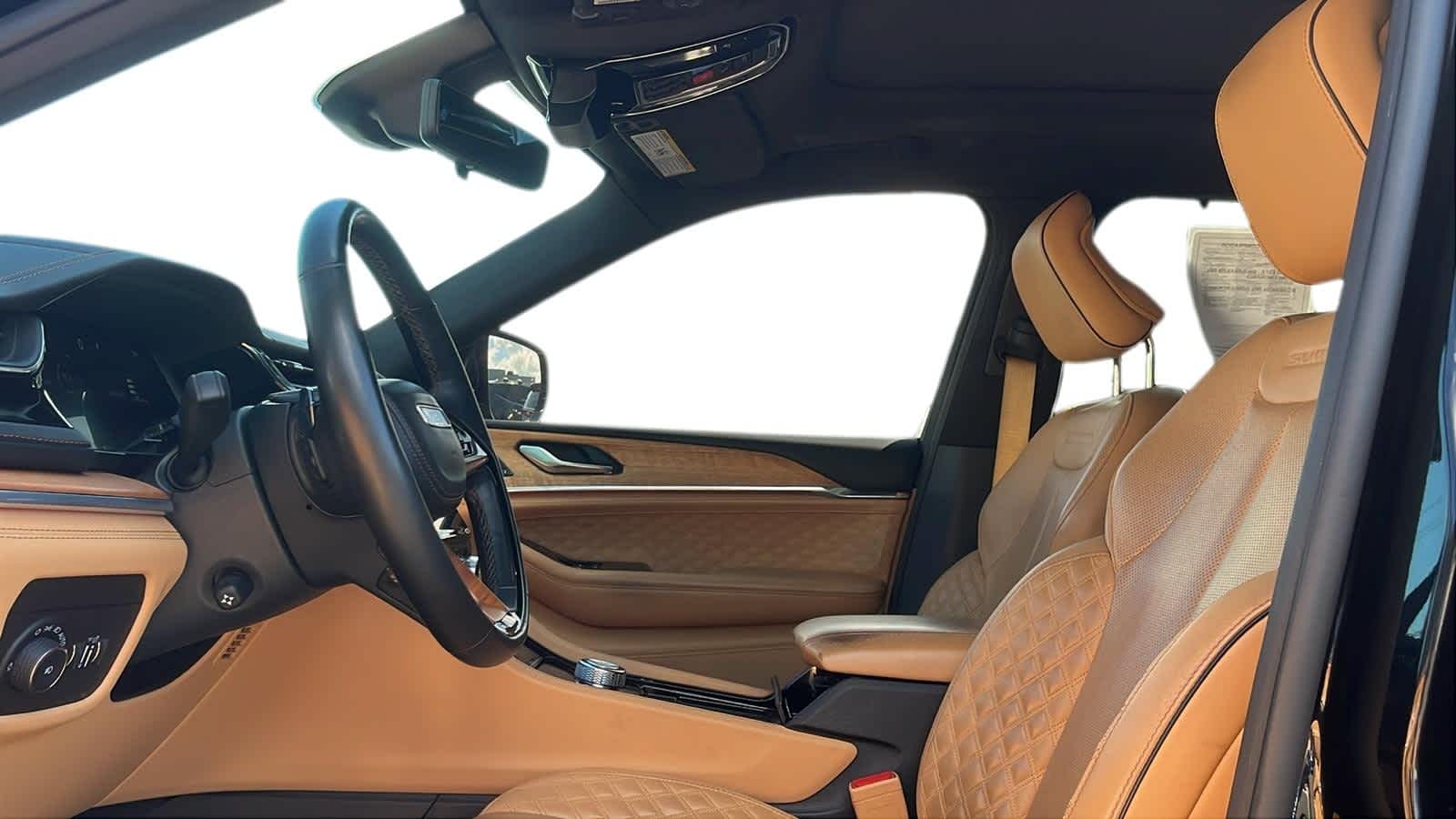 used 2022 Jeep Grand Cherokee car, priced at $43,503
