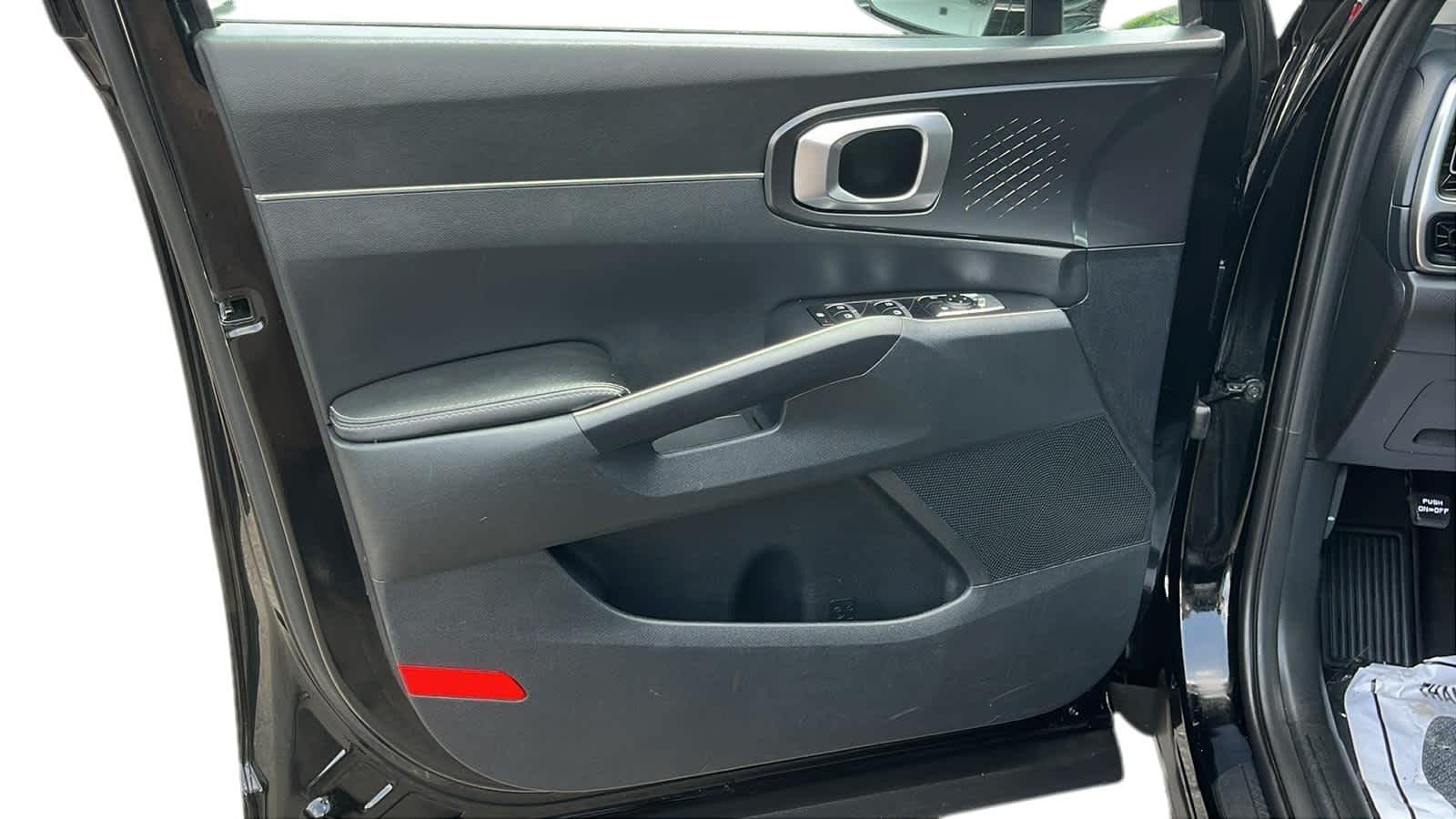 used 2022 Kia Sorento car, priced at $26,983