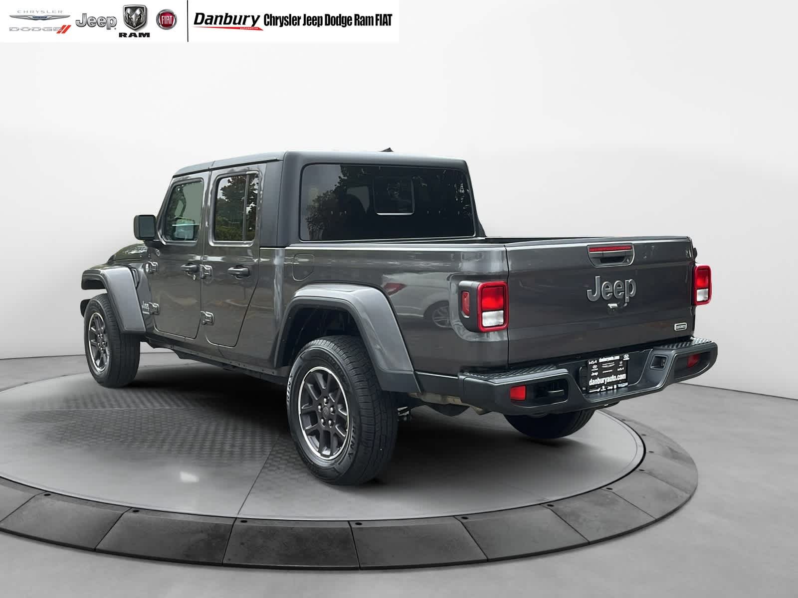 used 2023 Jeep Gladiator car, priced at $30,933