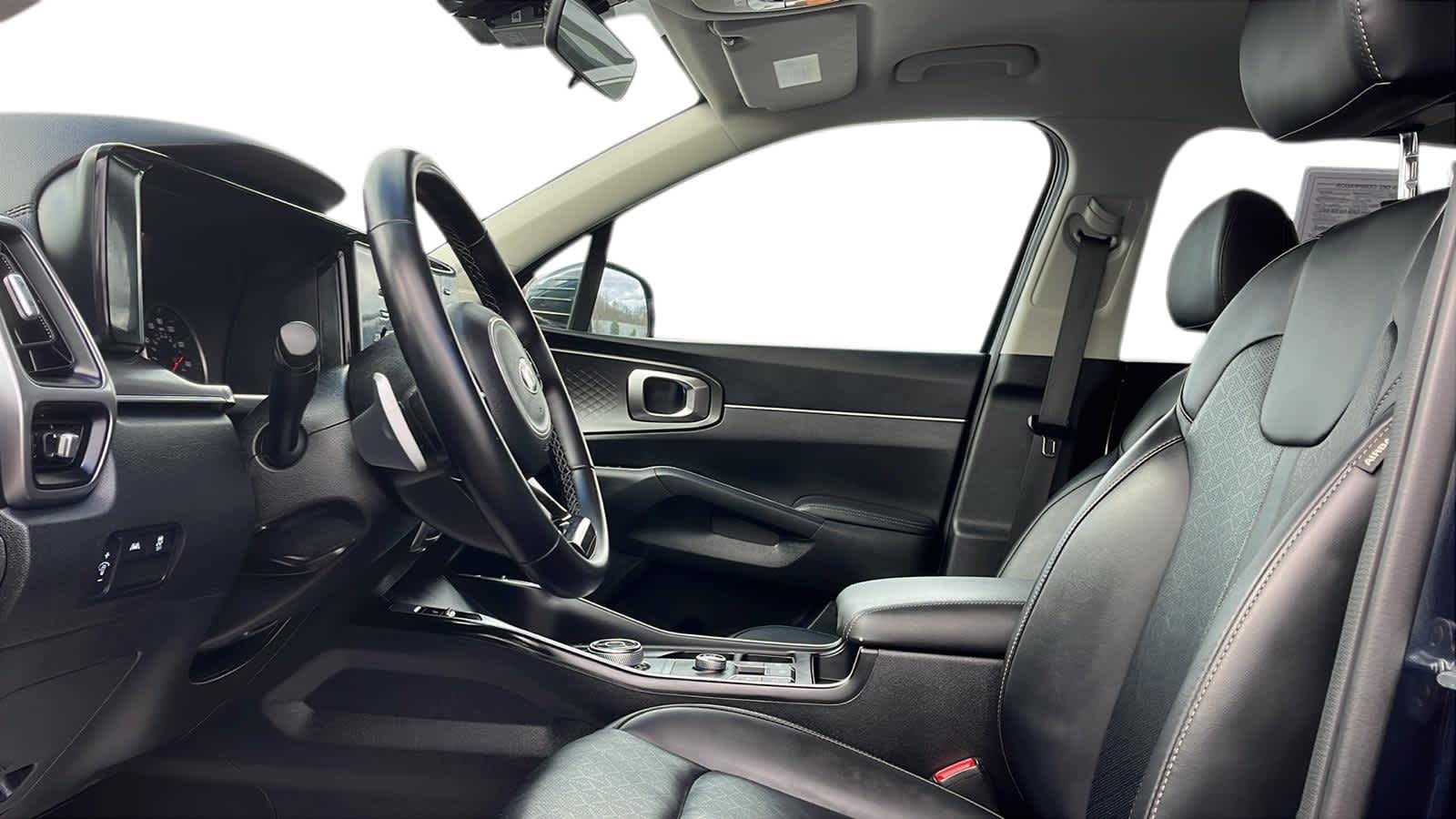 used 2021 Kia Sorento Hybrid car, priced at $23,634