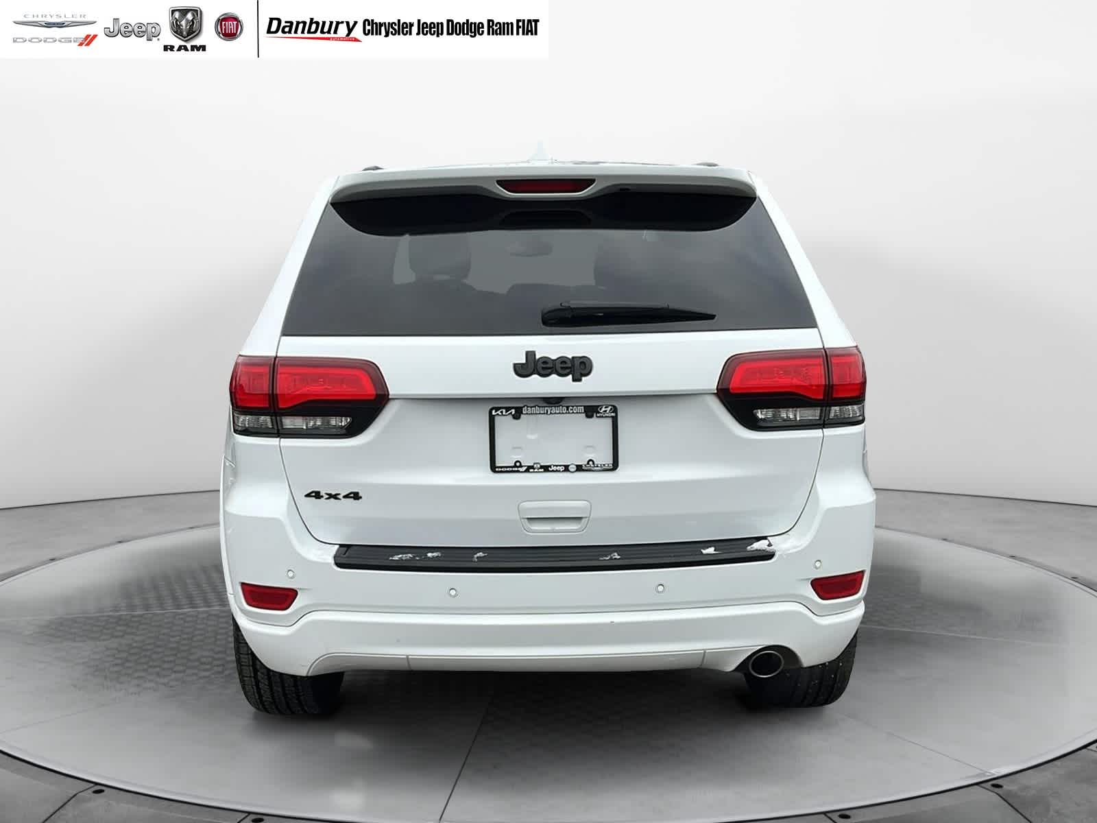 used 2018 Jeep Grand Cherokee car, priced at $22,558