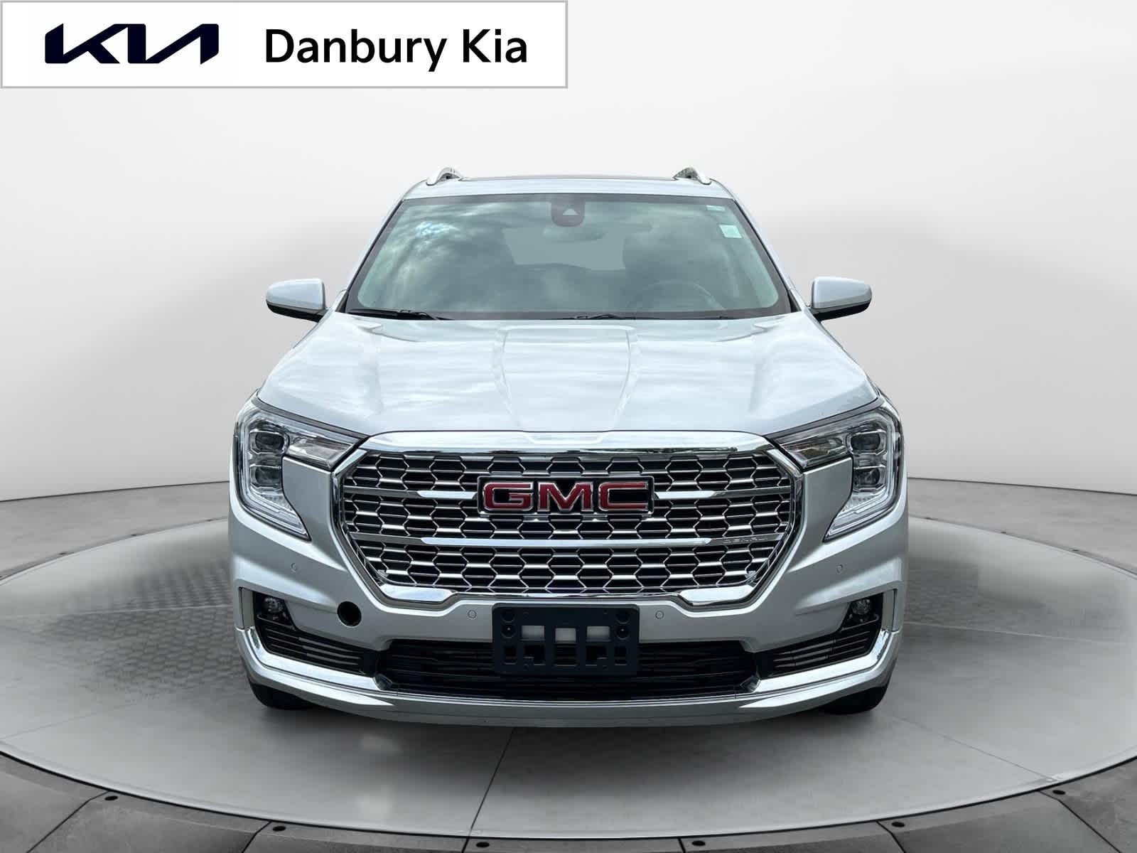 used 2022 GMC Terrain car, priced at $27,871