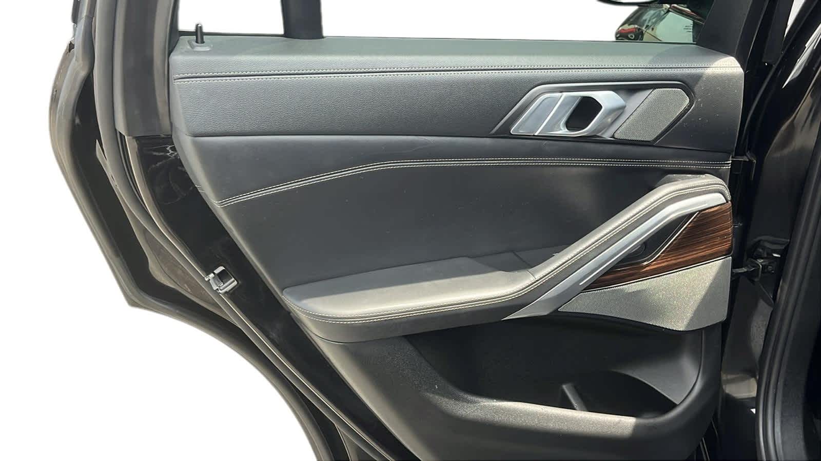 used 2020 BMW X6 car, priced at $39,724