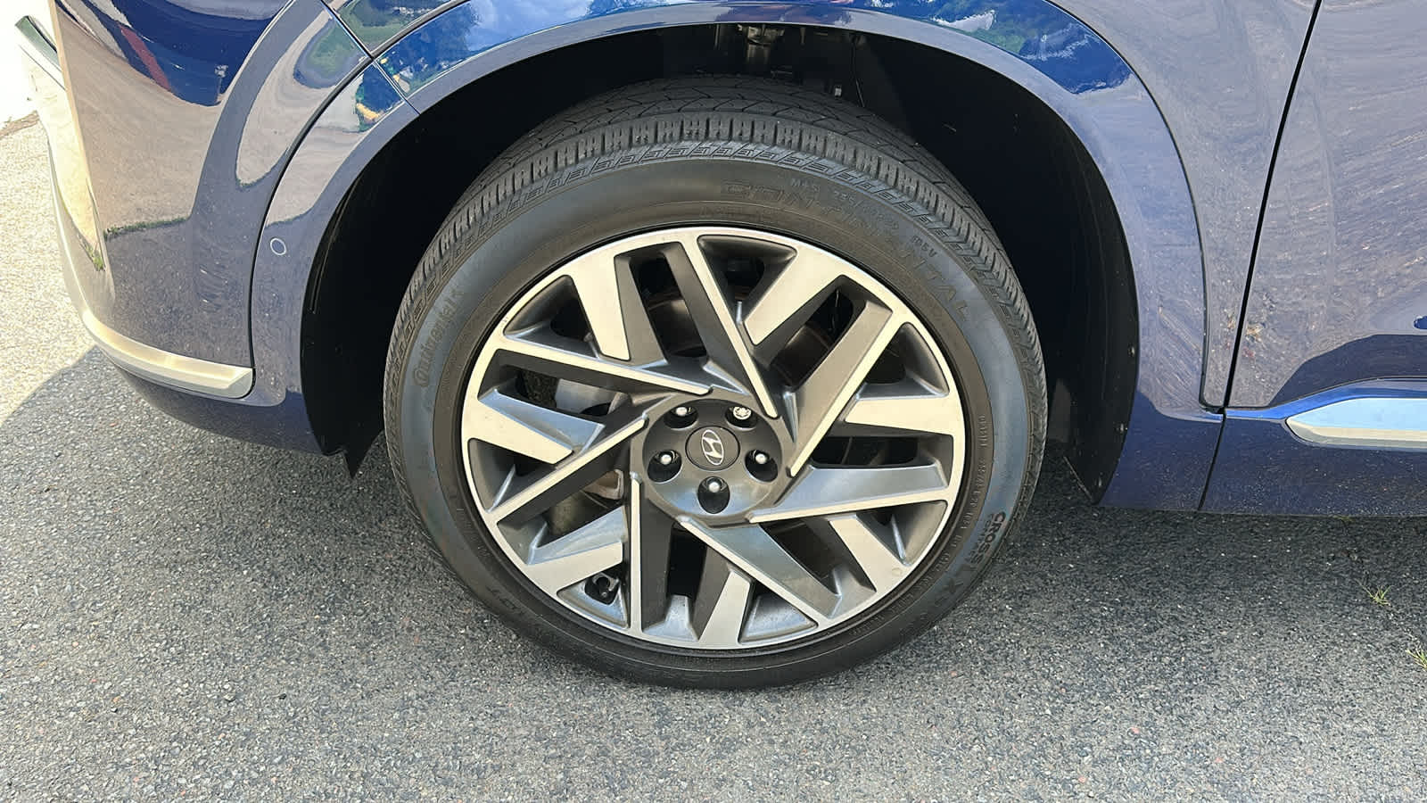 used 2022 Hyundai Santa Fe car, priced at $30,807