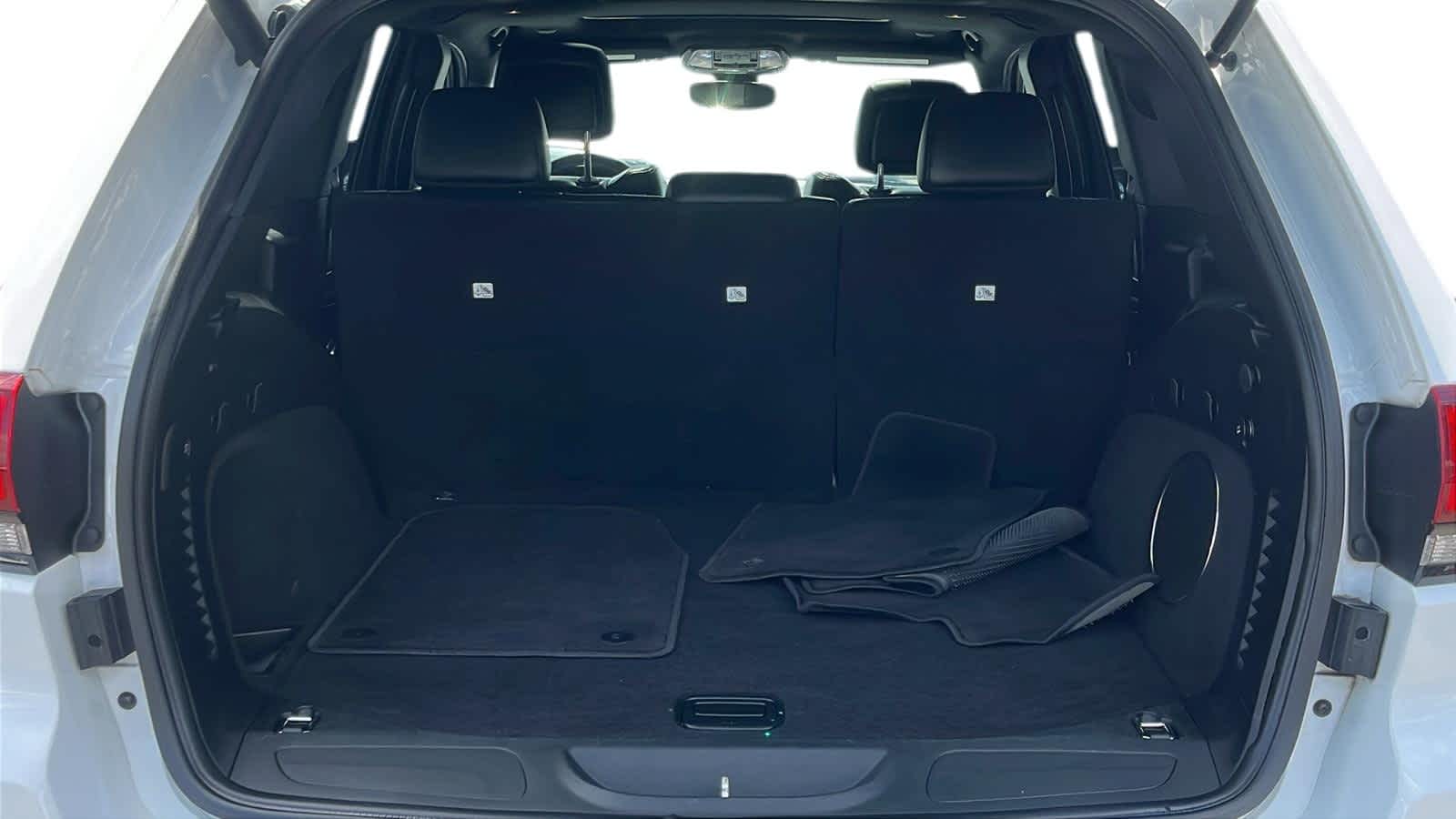 used 2018 Jeep Grand Cherokee car, priced at $17,827