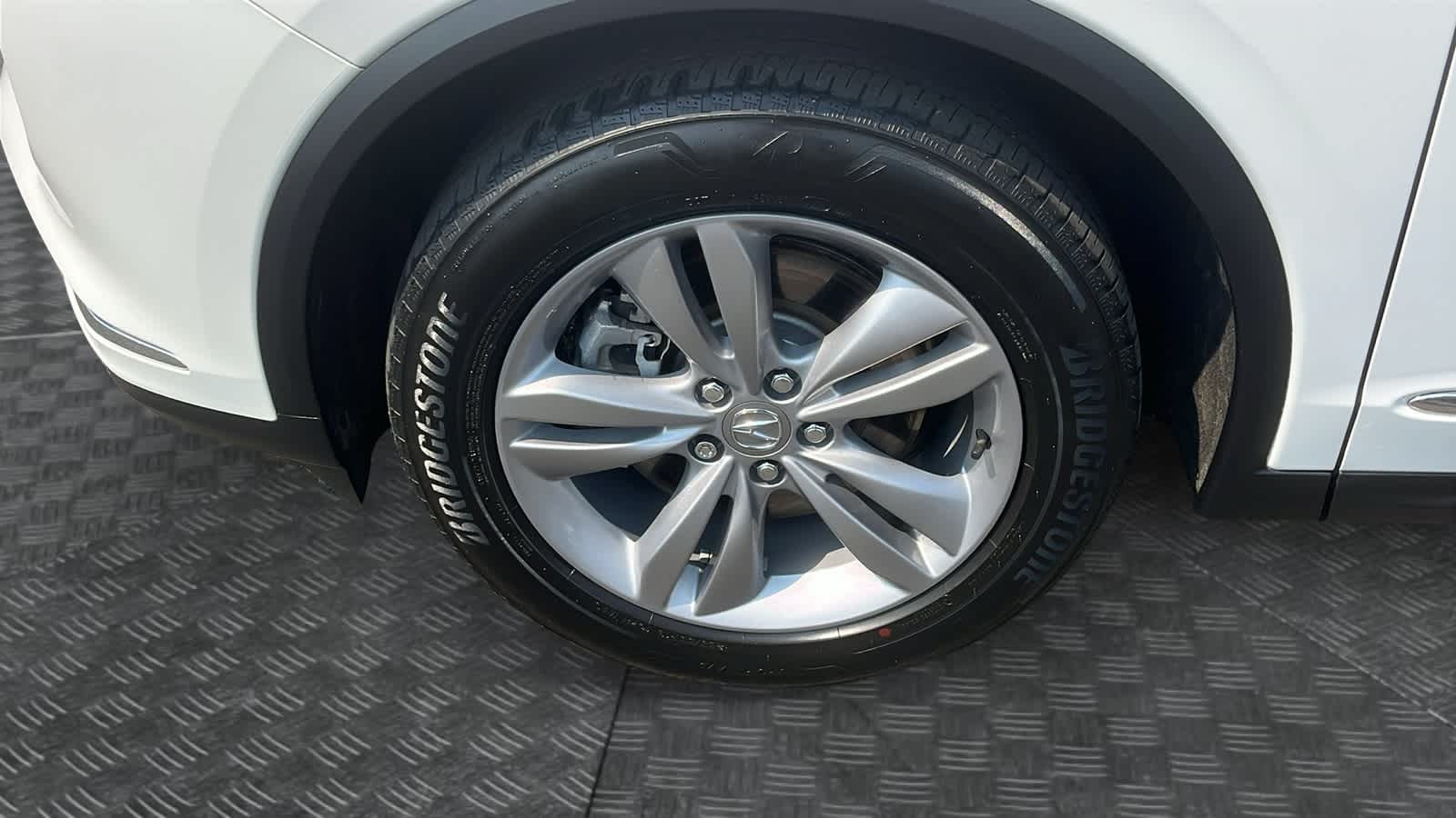 used 2023 Acura MDX car, priced at $37,767