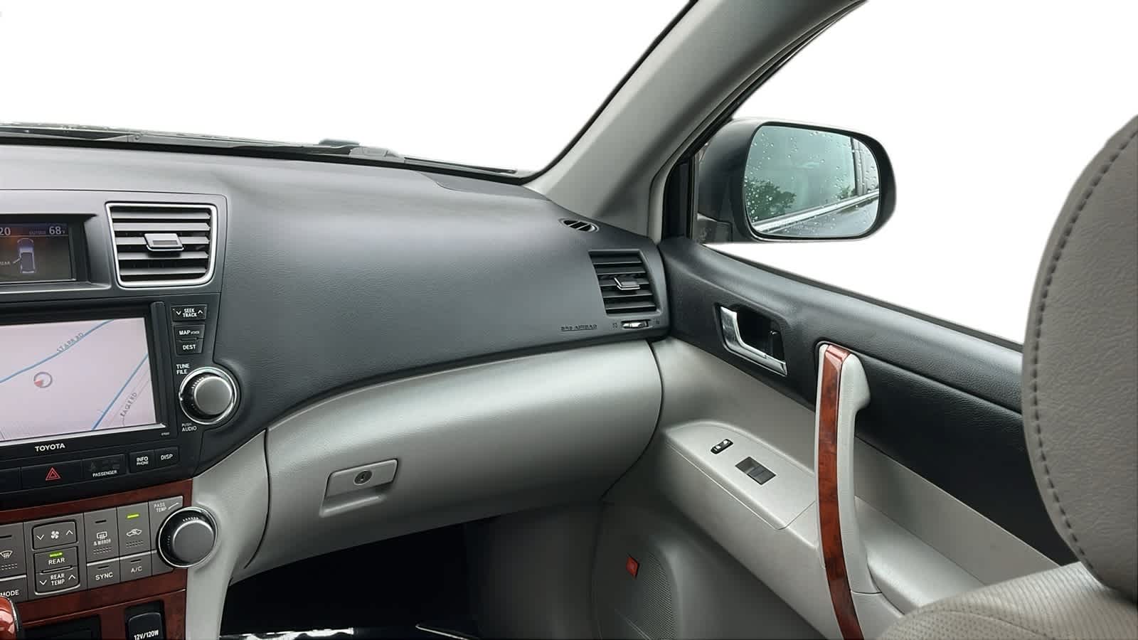 used 2012 Toyota Highlander car, priced at $16,564