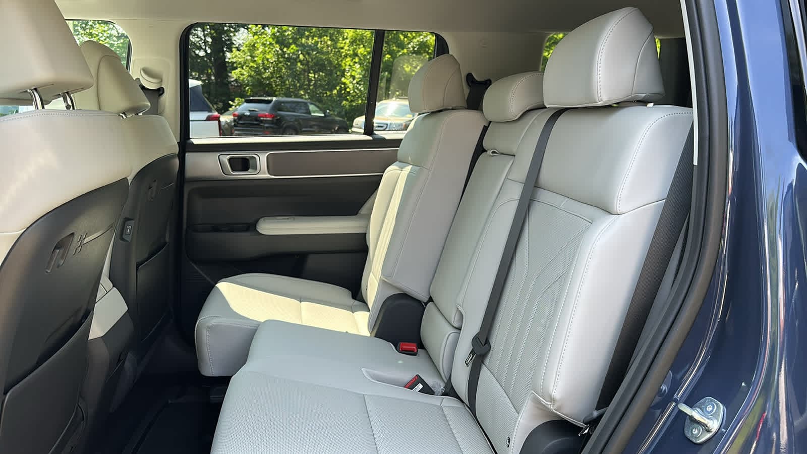 used 2025 Hyundai Santa Fe car, priced at $36,905