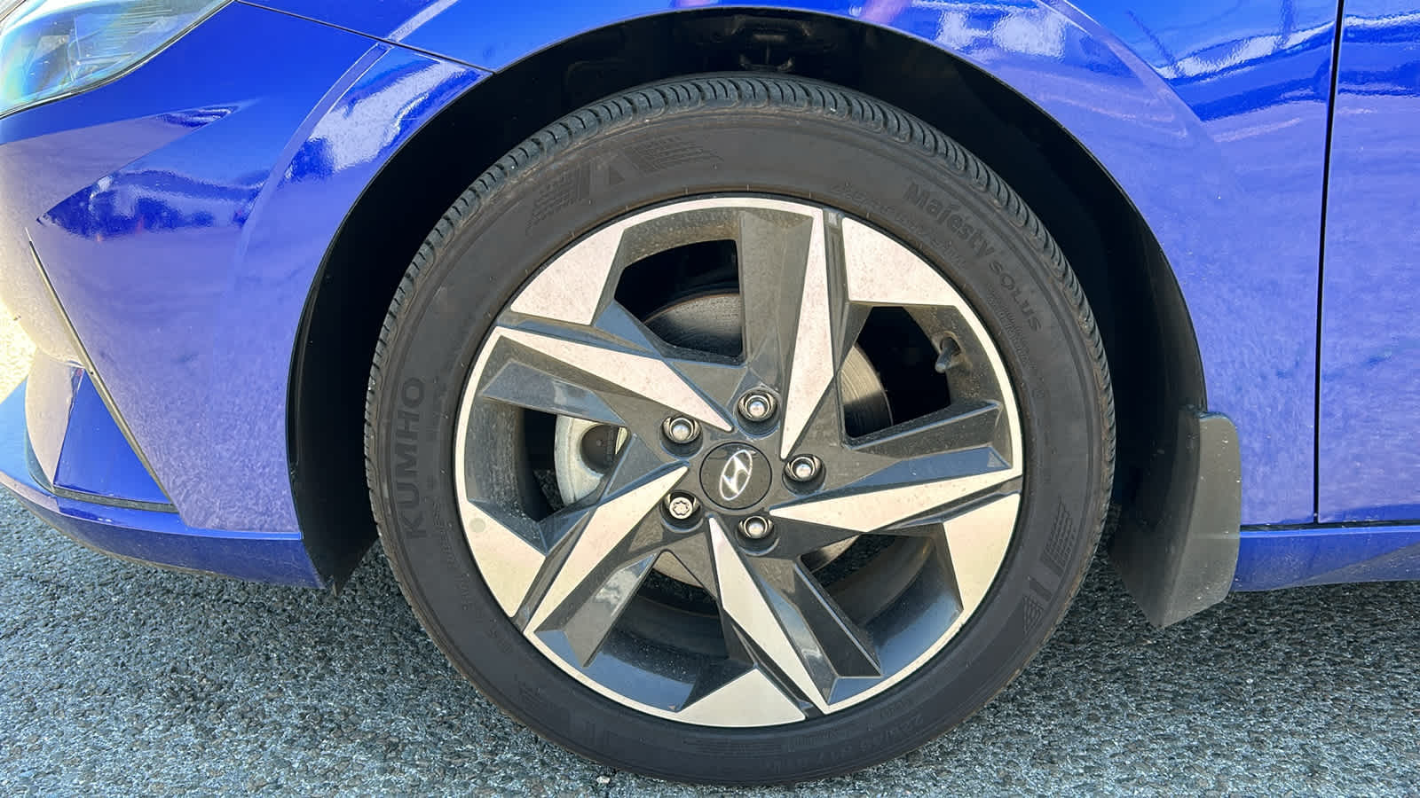 used 2023 Hyundai Elantra car, priced at $21,509