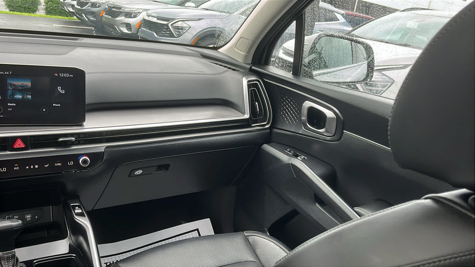 used 2024 Kia Sorento car, priced at $34,440