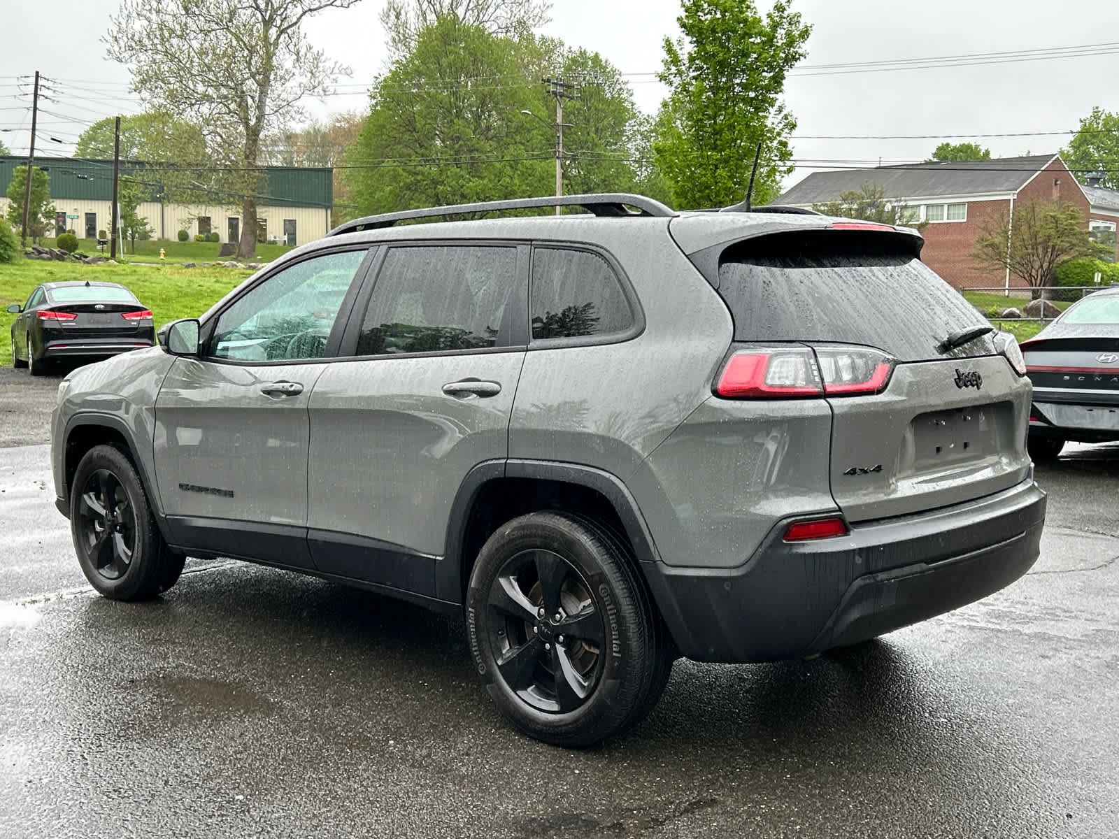 used 2023 Jeep Cherokee car, priced at $26,803
