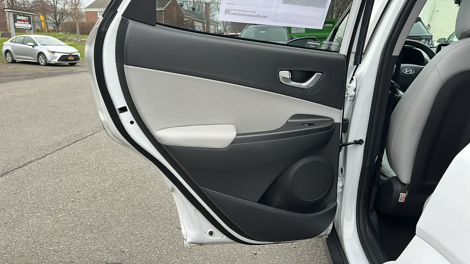 used 2022 Hyundai Kona Electric car, priced at $22,209