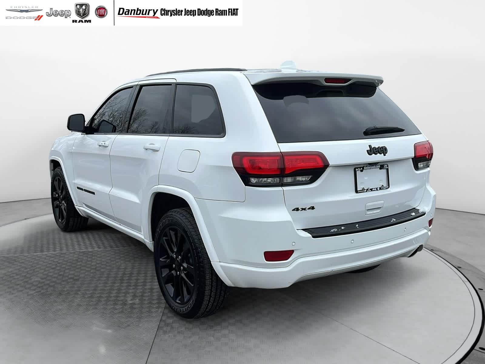 used 2018 Jeep Grand Cherokee car, priced at $22,558