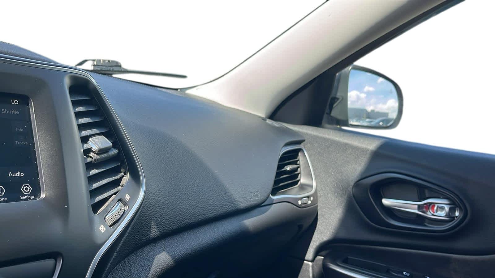 used 2019 Jeep Cherokee car, priced at $15,676