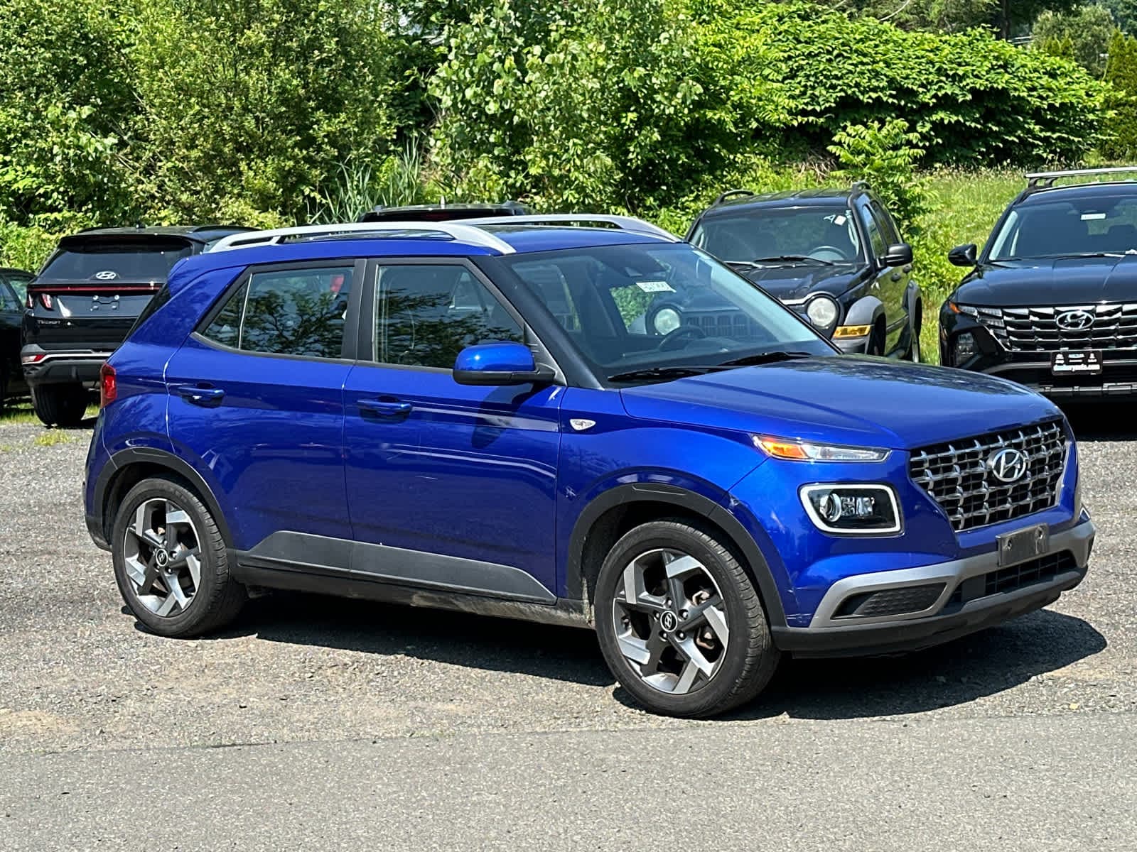 used 2022 Hyundai Venue car