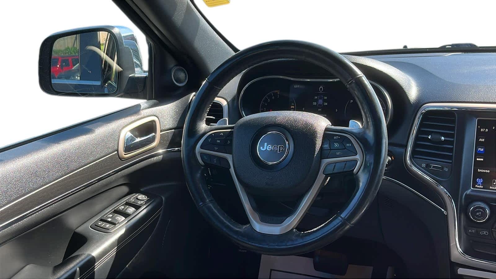 used 2015 Jeep Grand Cherokee car, priced at $9,772