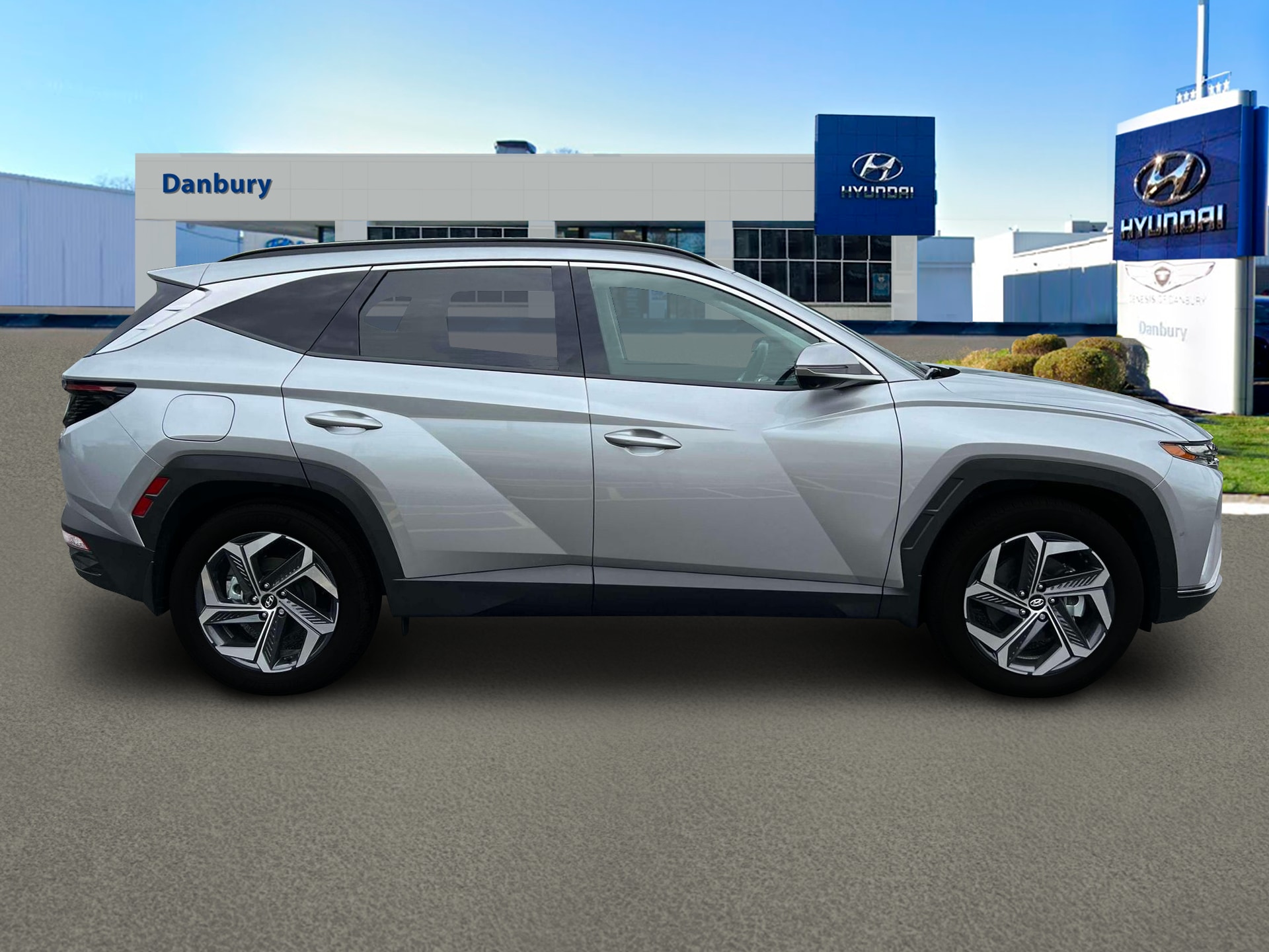 new 2024 Hyundai Tucson Plug-In Hybrid car, priced at $47,485