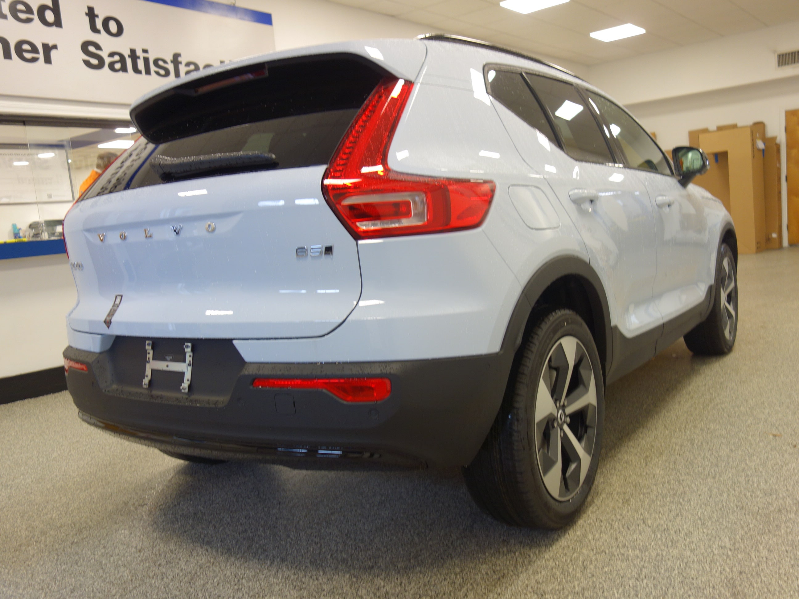 new 2024 Volvo XC40 car, priced at $48,252