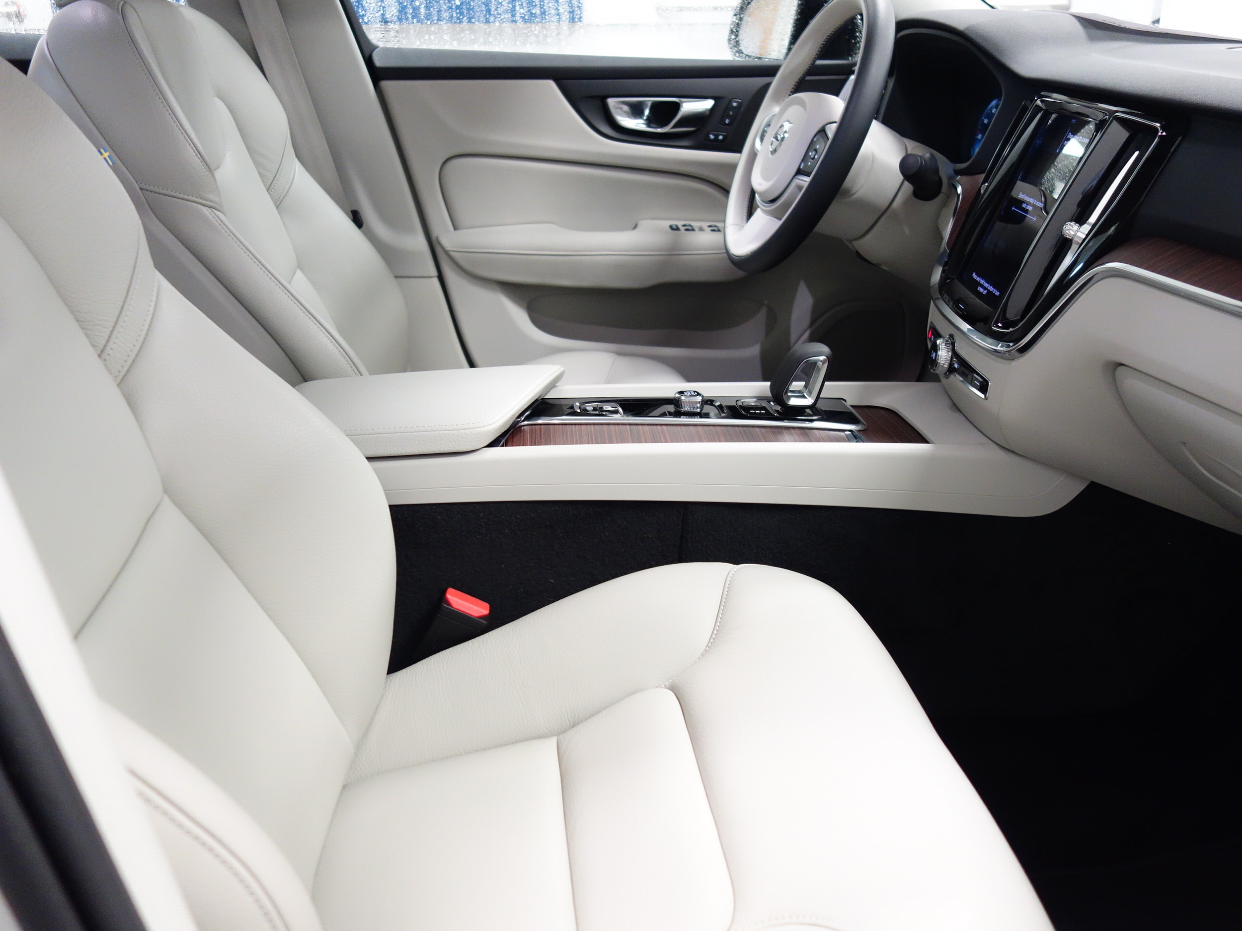 used 2022 Volvo S60 car, priced at $32,500