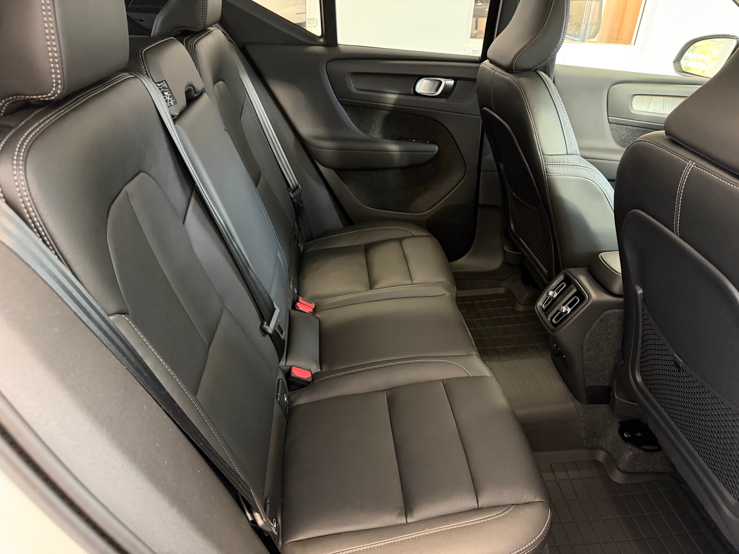 used 2025 Volvo XC40 car, priced at $39,500