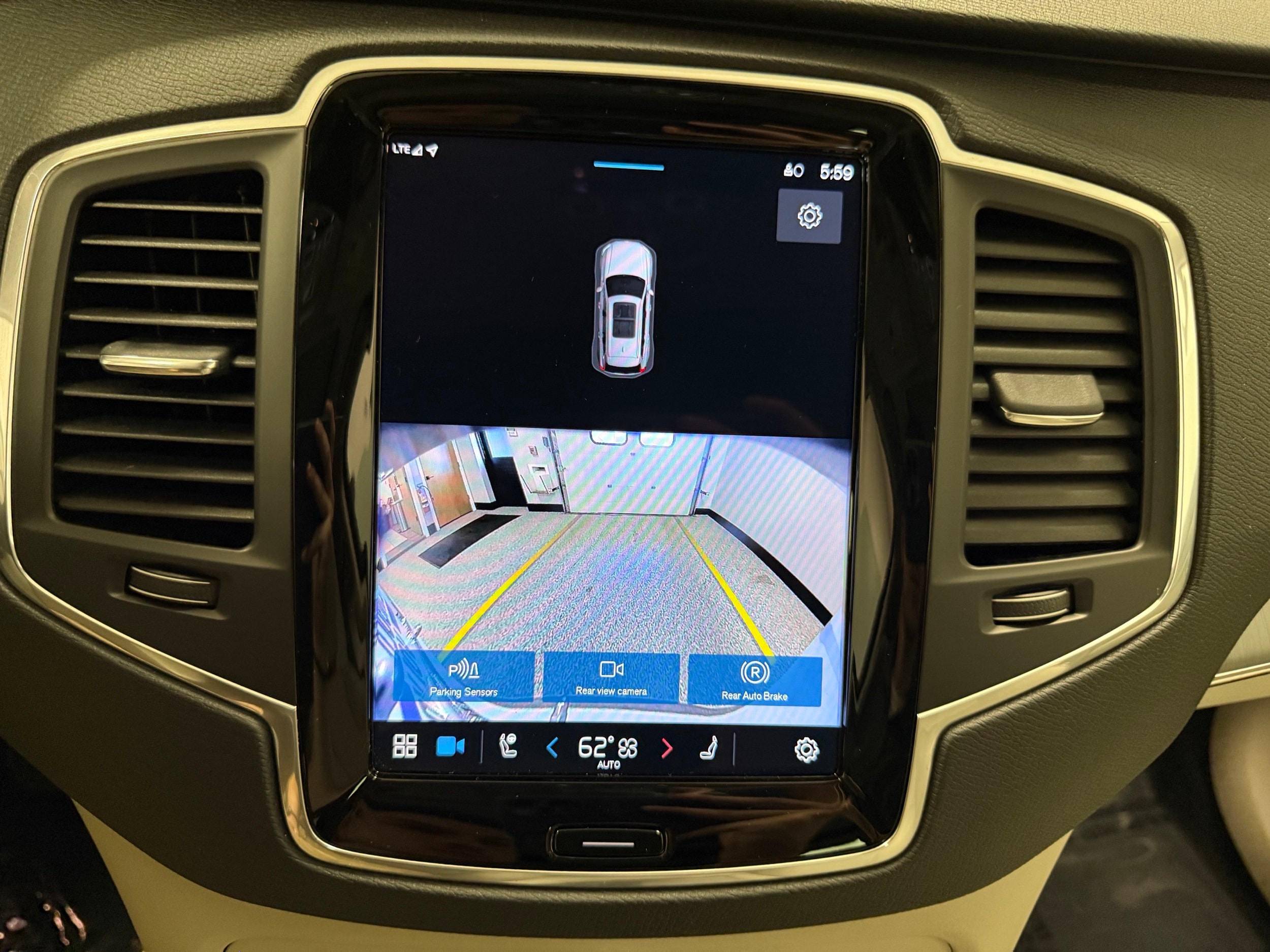 used 2024 Volvo XC90 car, priced at $51,500