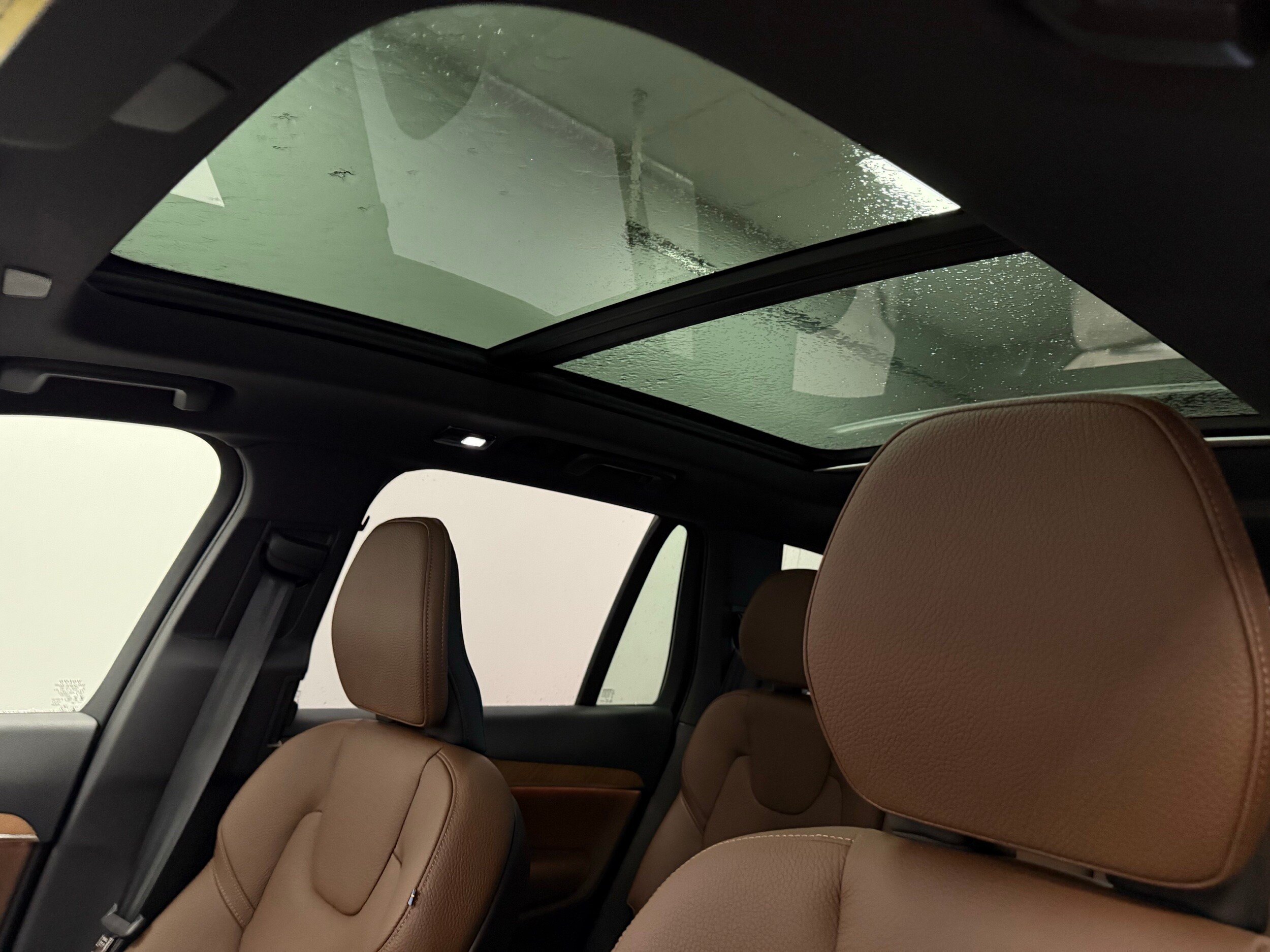 new 2025 Volvo XC90 car, priced at $69,450