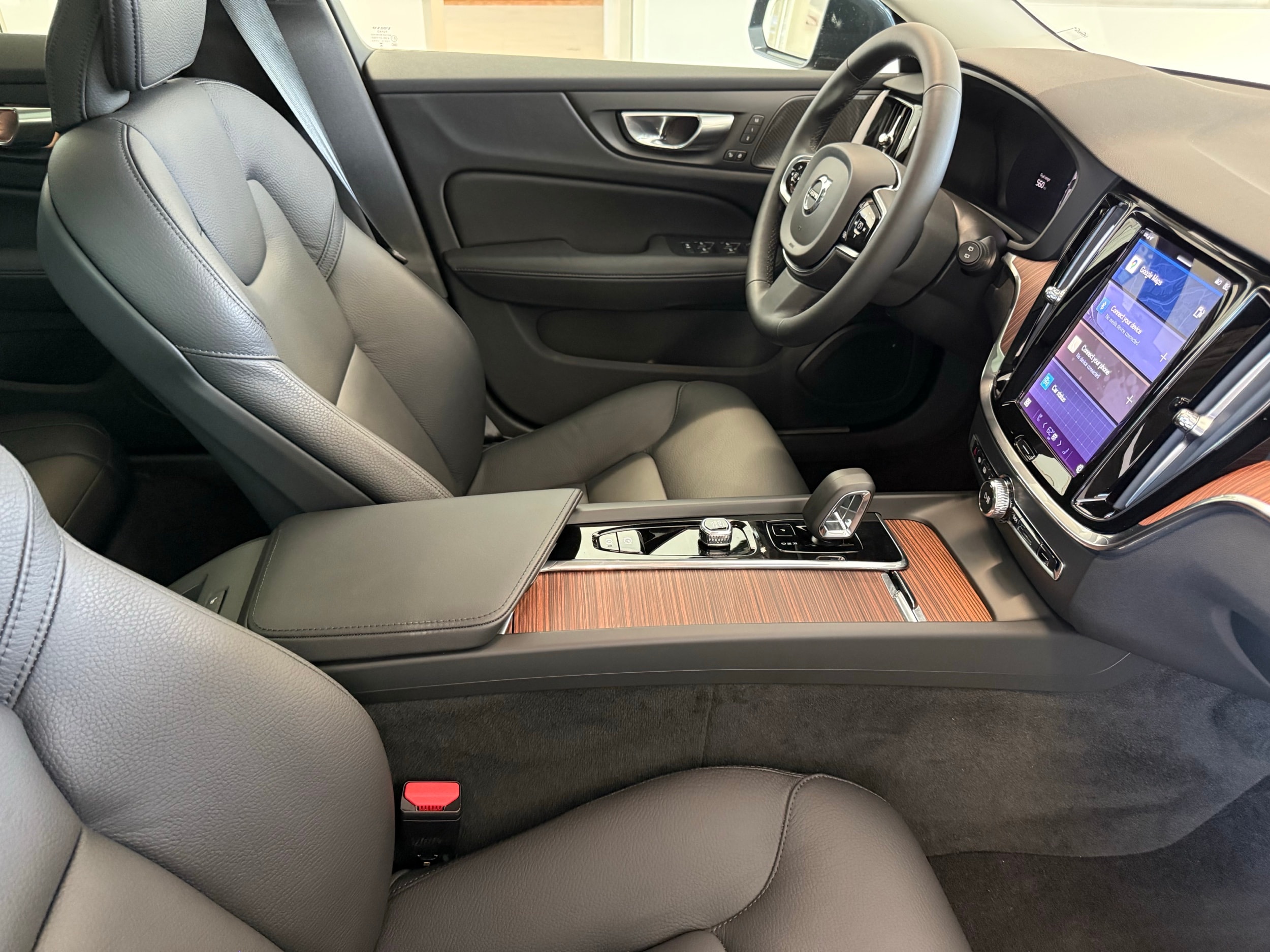 used 2024 Volvo V60 Cross Country car, priced at $49,500