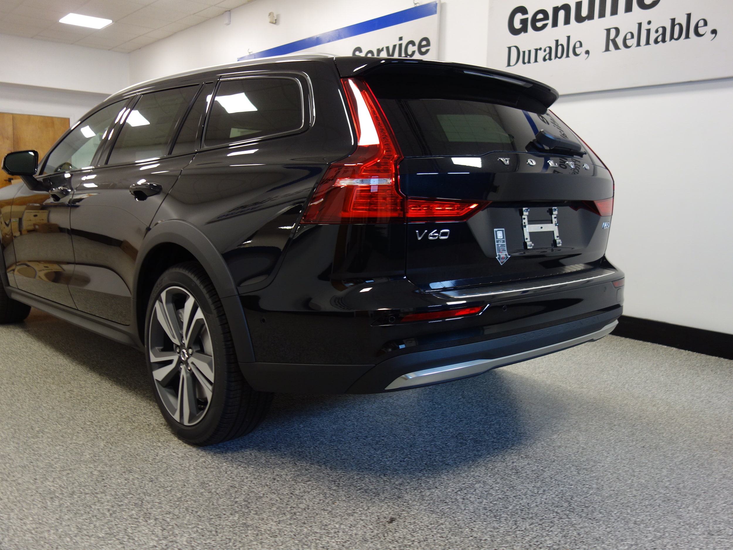 new 2025 Volvo V60 Cross Country car, priced at $55,025