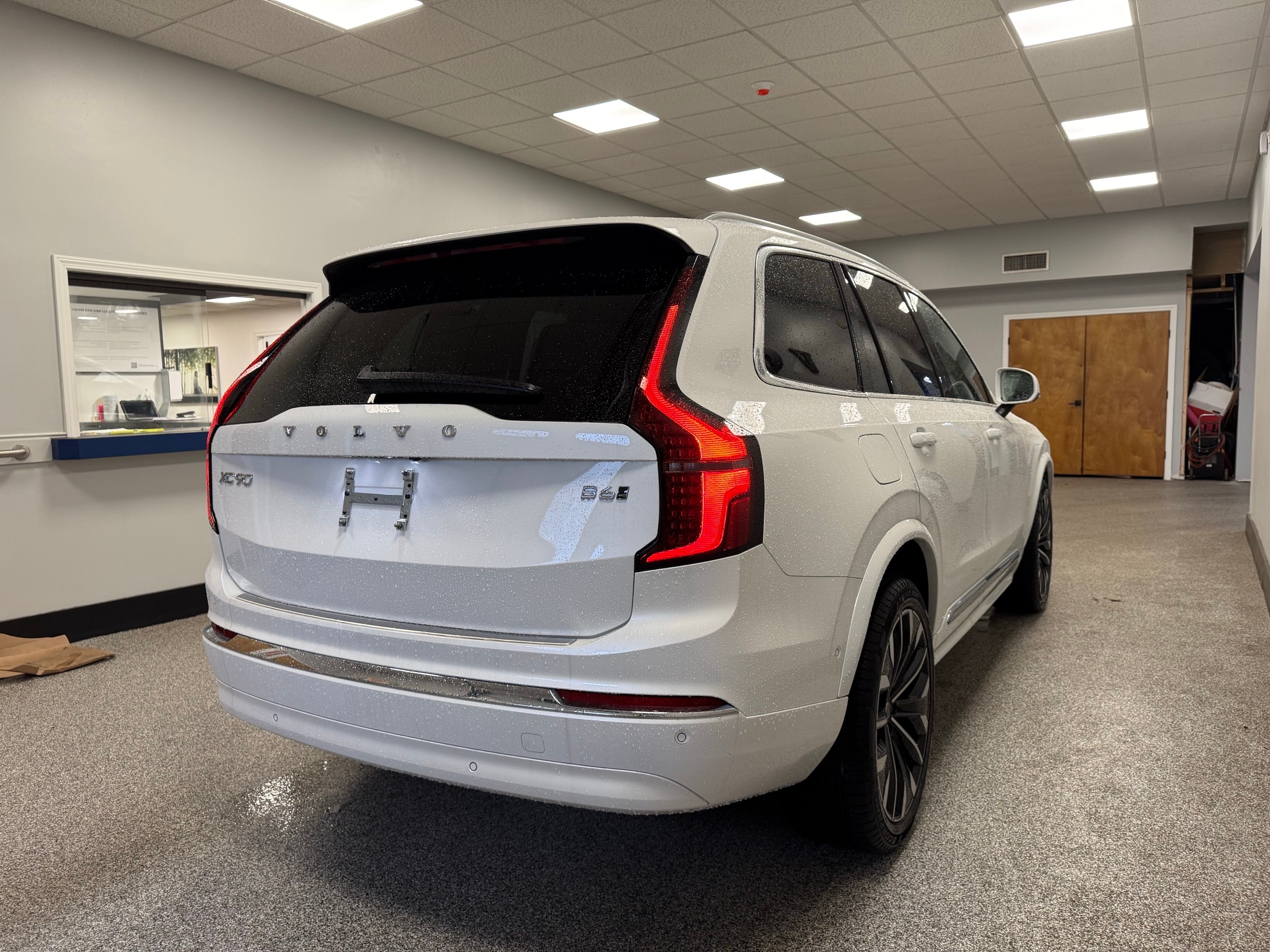 new 2025 Volvo XC90 car, priced at $69,155