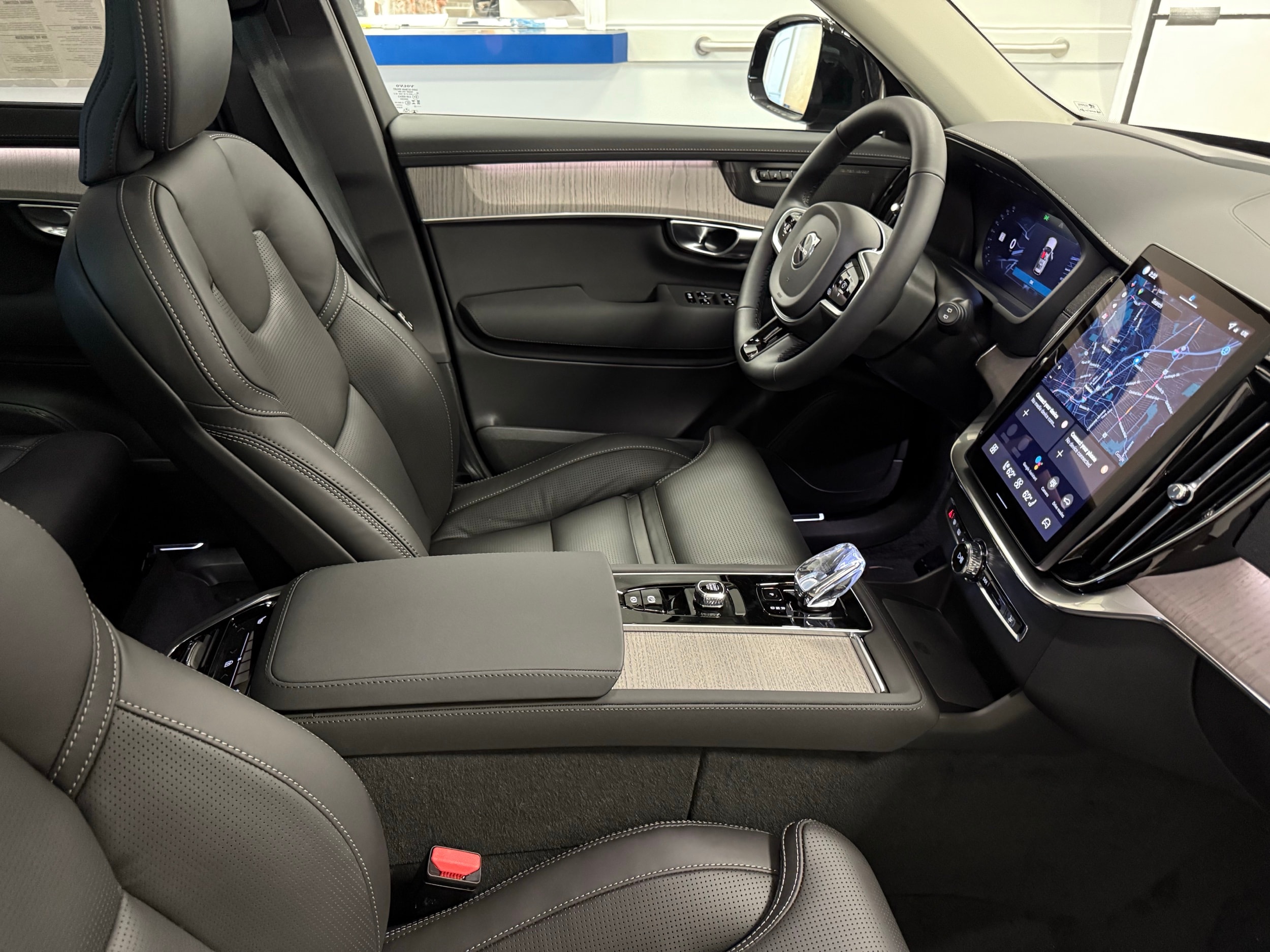new 2026 Volvo XC90 plug-in hybrid car, priced at $87,075