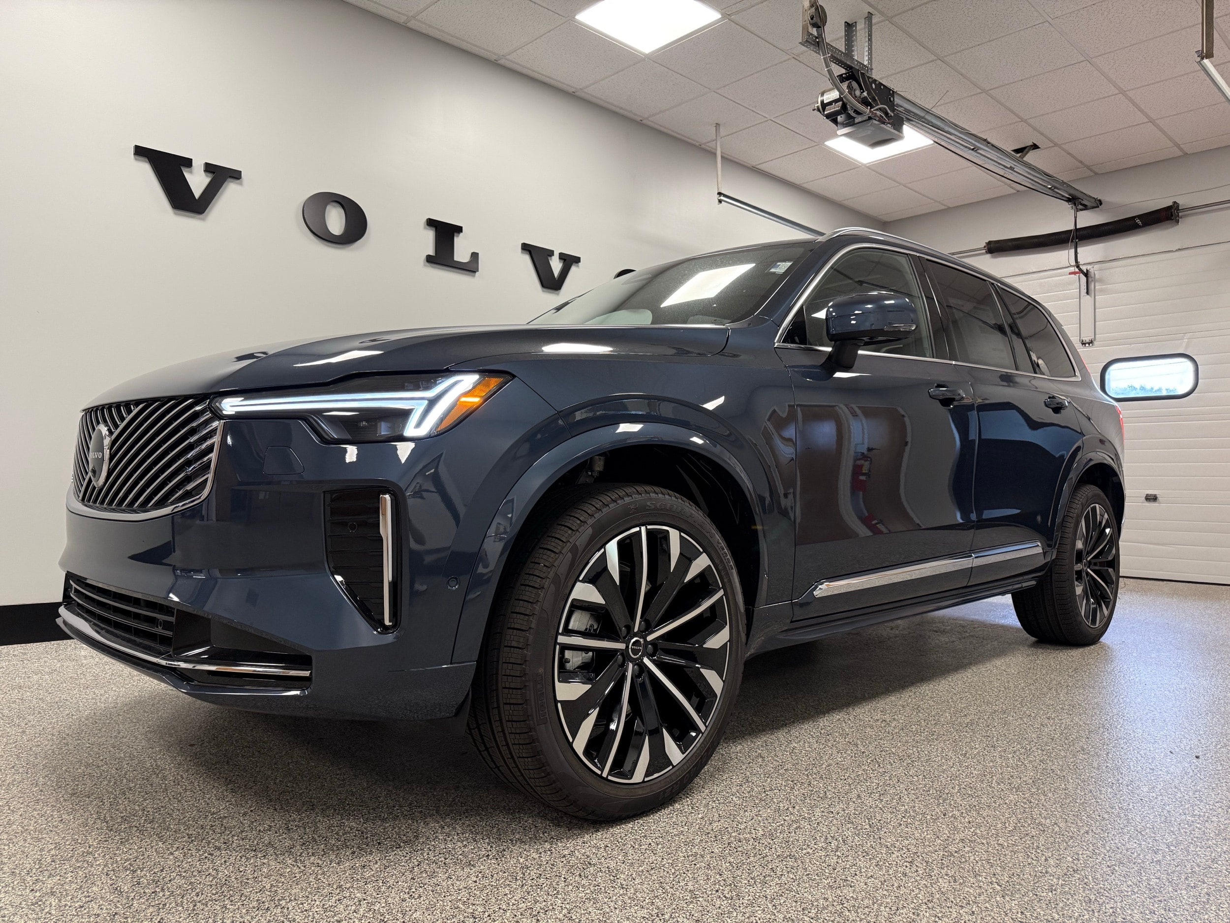 new 2026 Volvo XC90 car, priced at $71,825