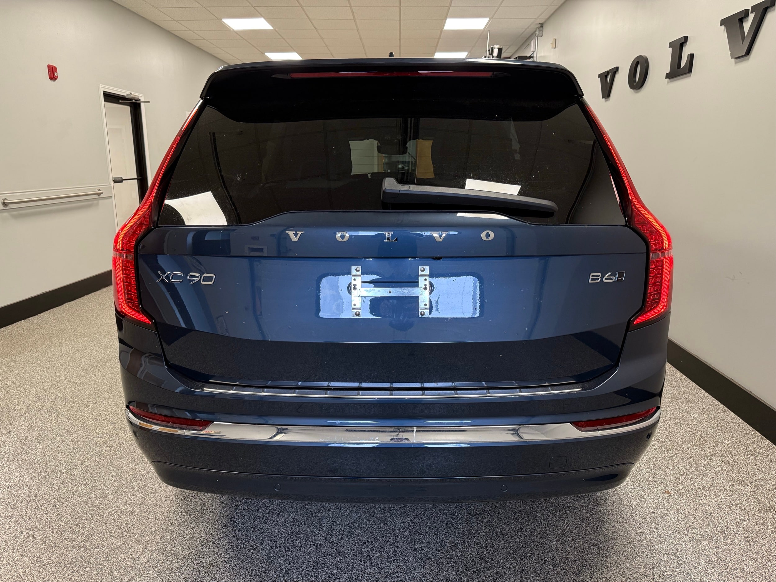 new 2026 Volvo XC90 car, priced at $71,825