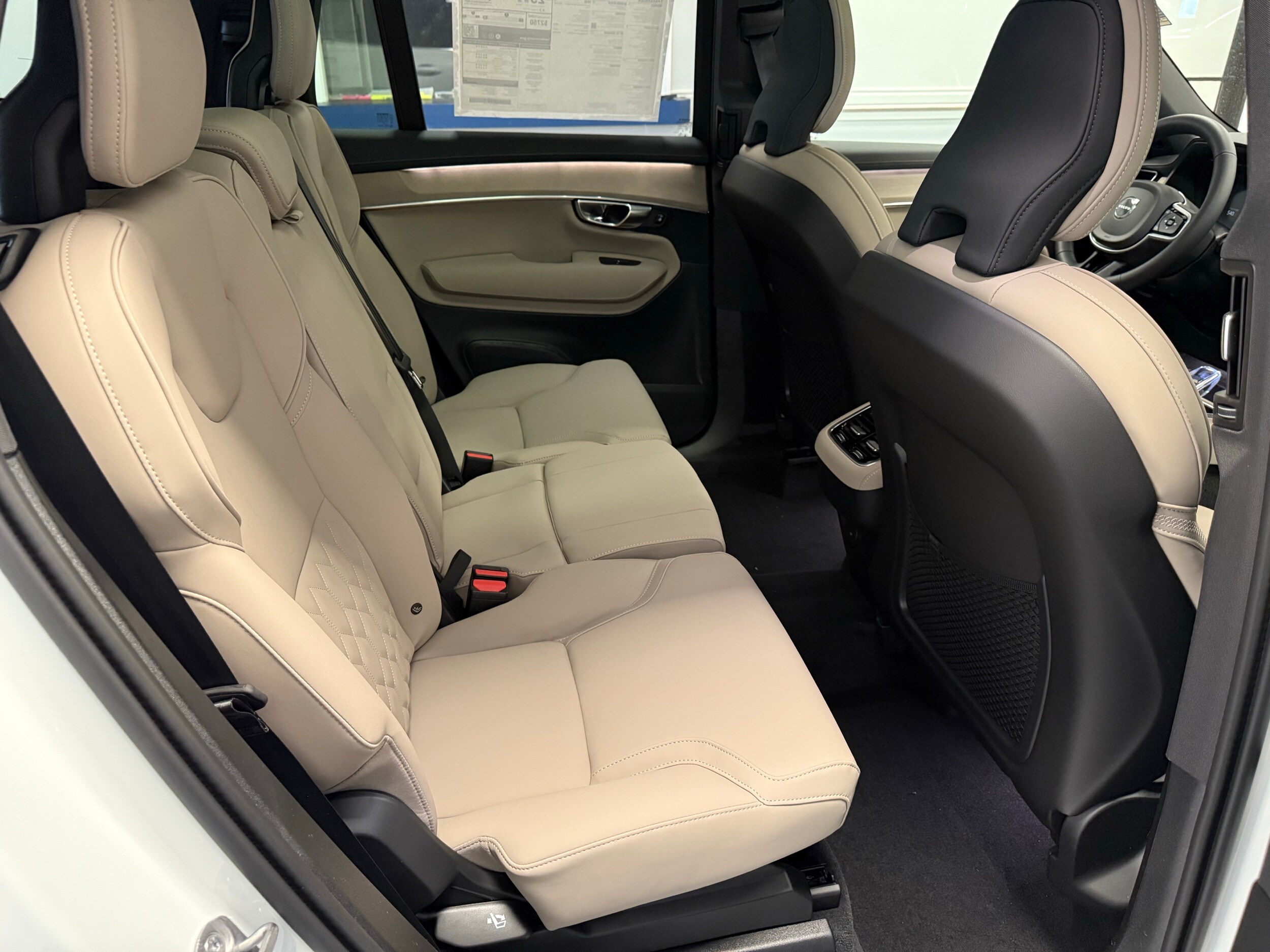new 2025 Volvo XC90 car, priced at $68,245