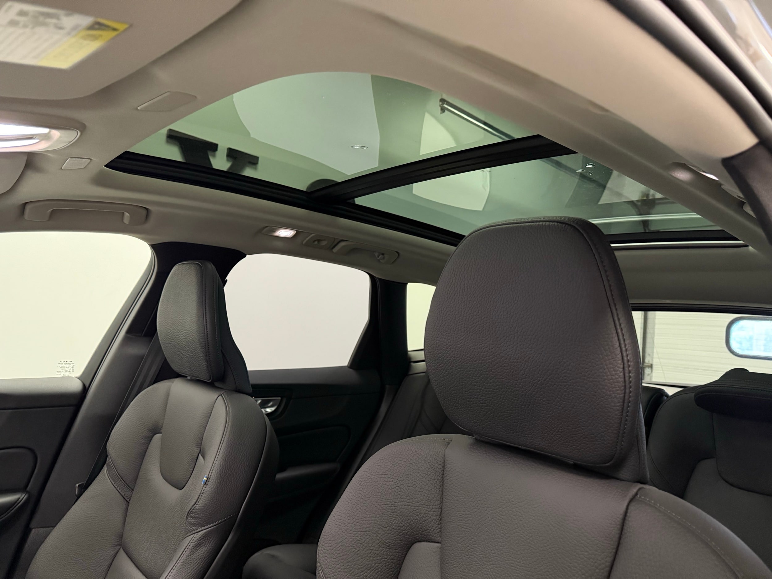 new 2025 Volvo XC60 plug-in hybrid car, priced at $66,260