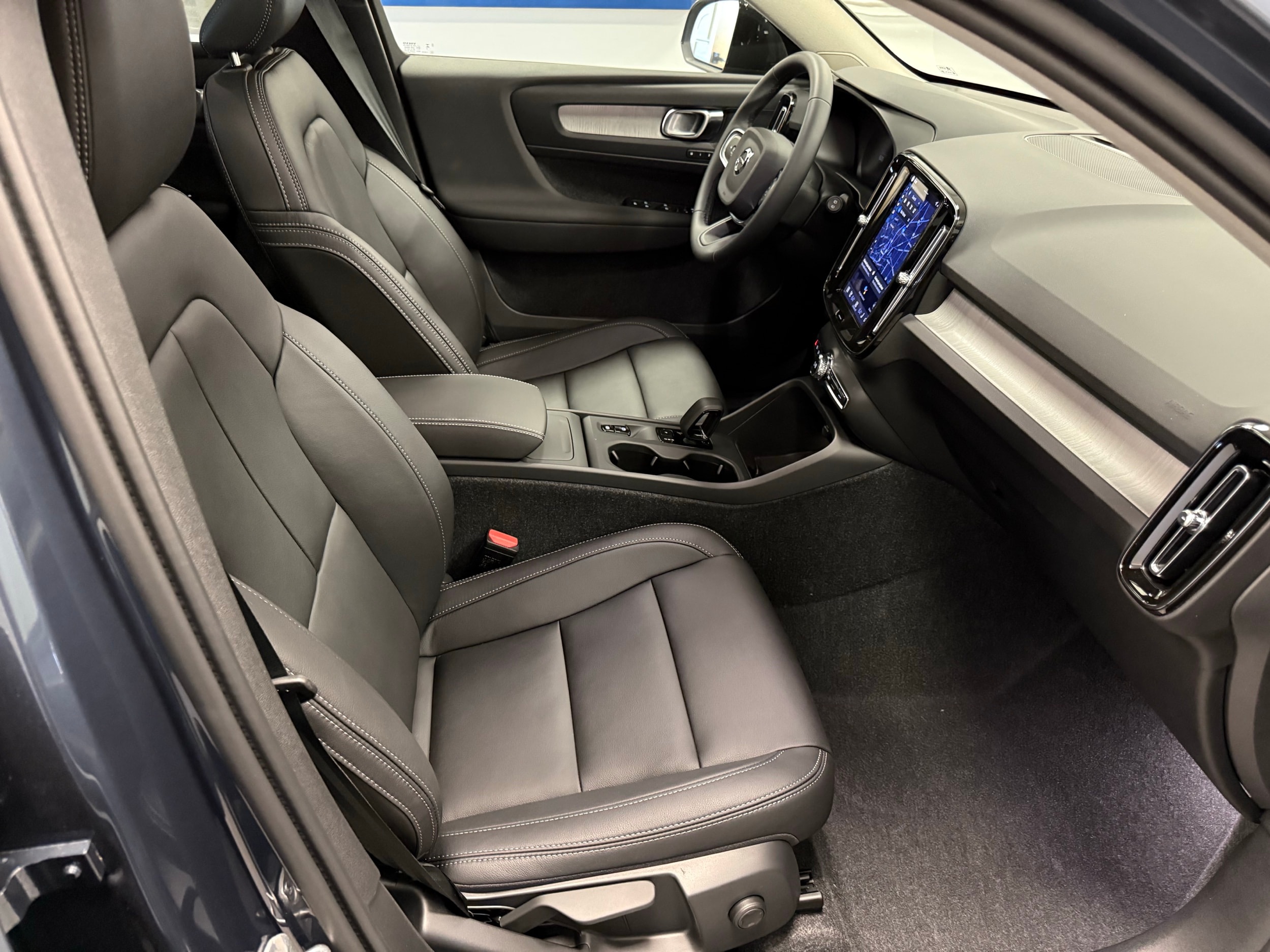 new 2026 Volvo XC40 car, priced at $48,000