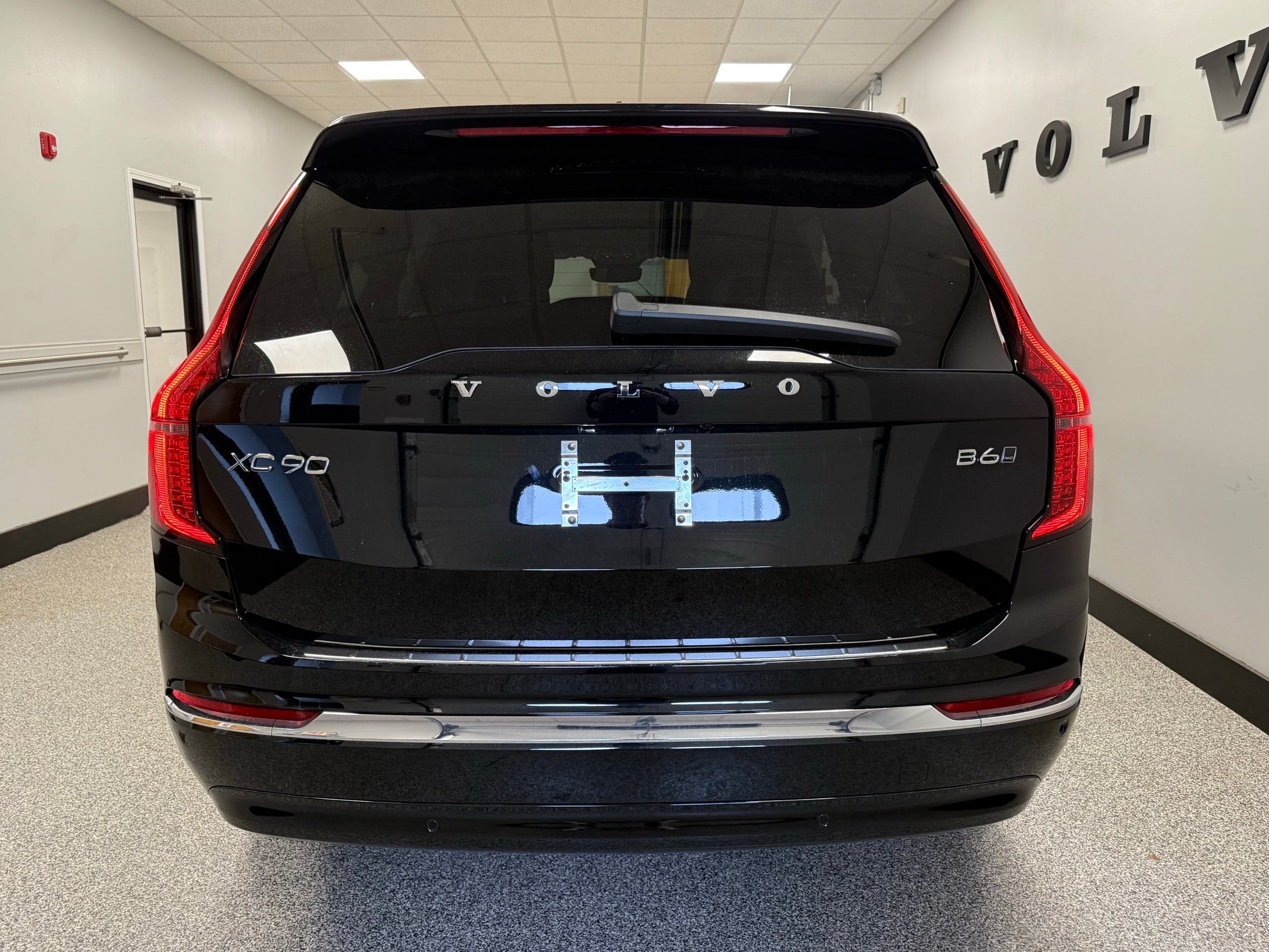new 2026 Volvo XC90 car, priced at $71,825