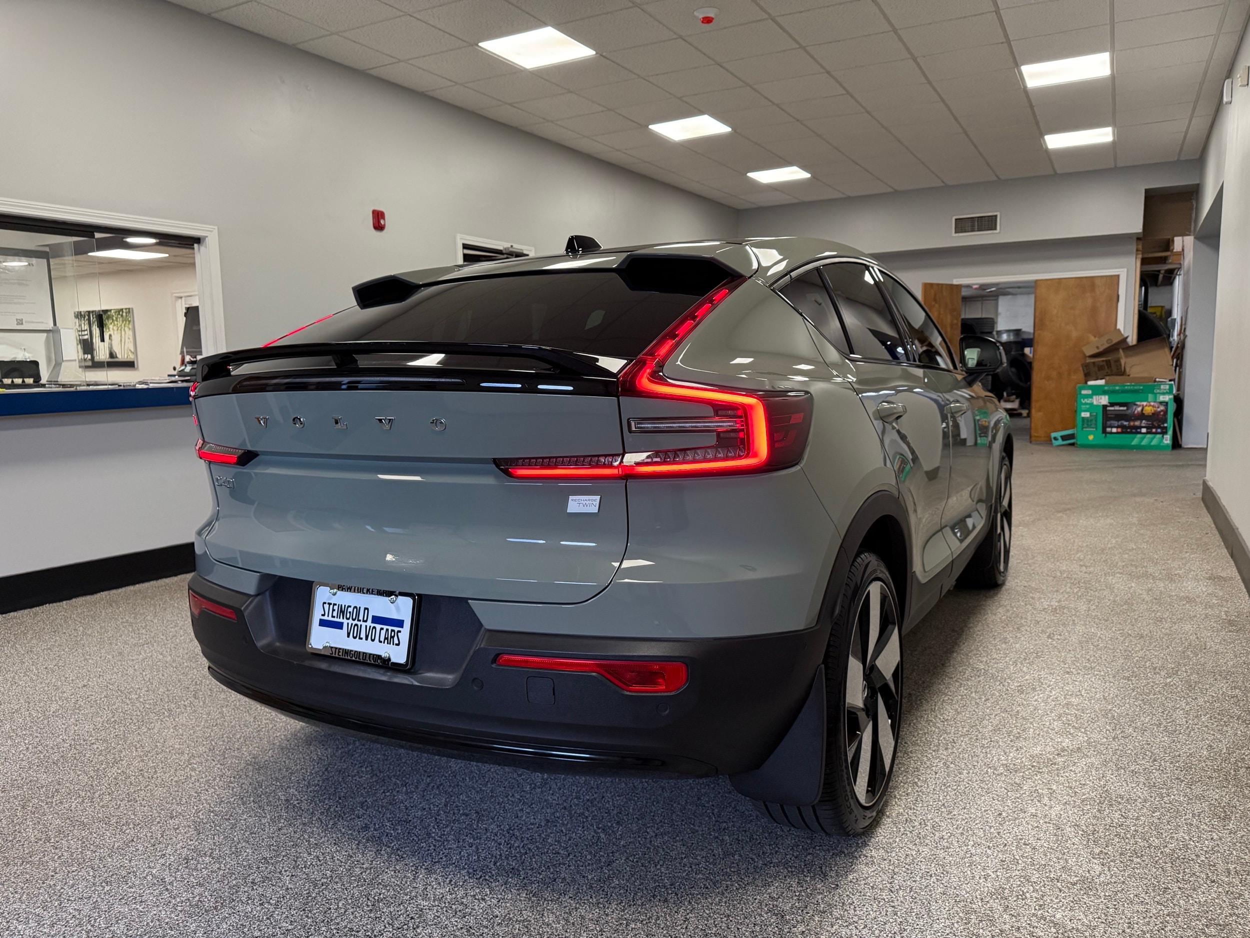 used 2024 Volvo C40 Recharge Pure Electric car, priced at $39,500