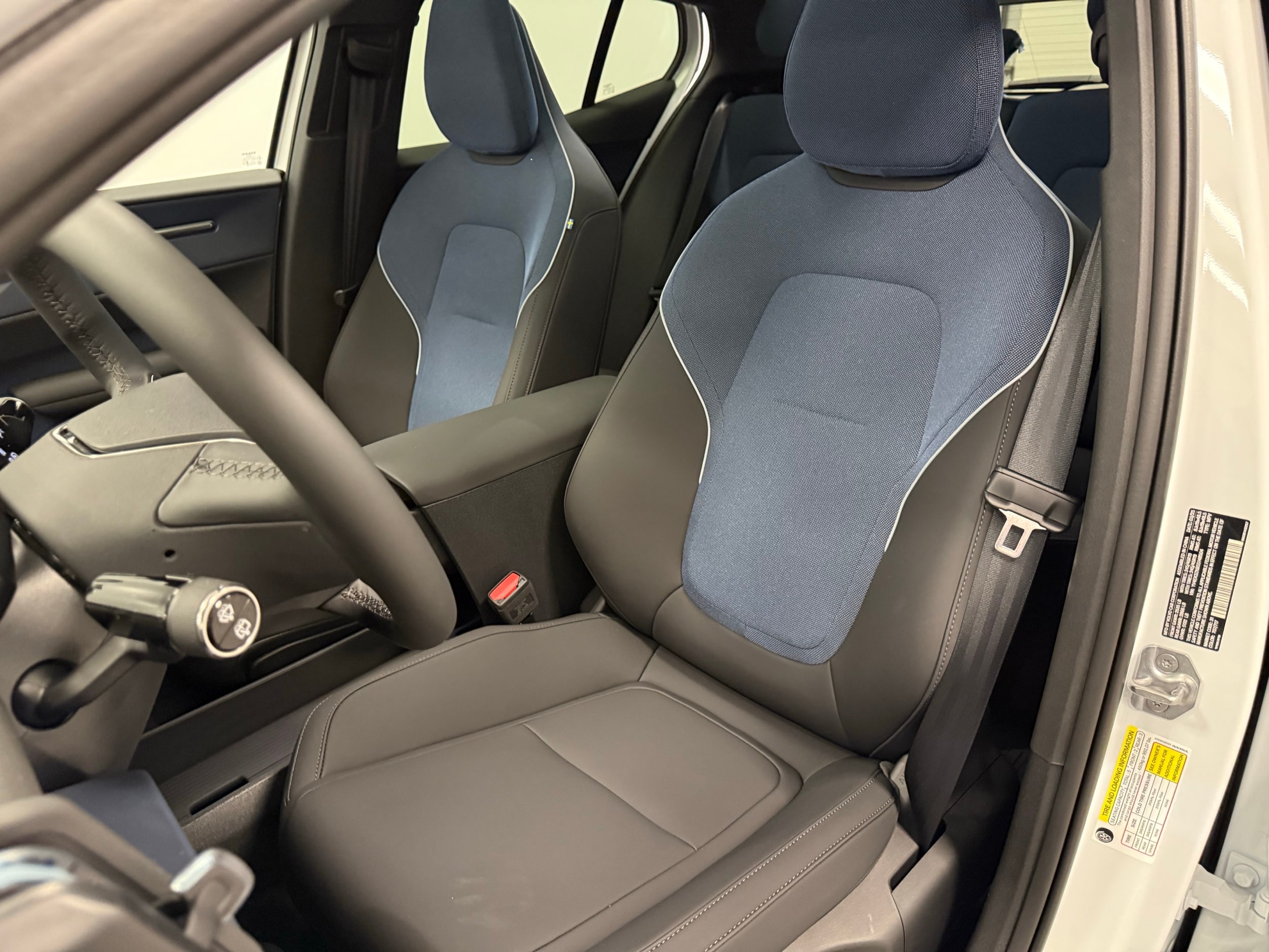 new 2025 Volvo EX30 car, priced at $47,625
