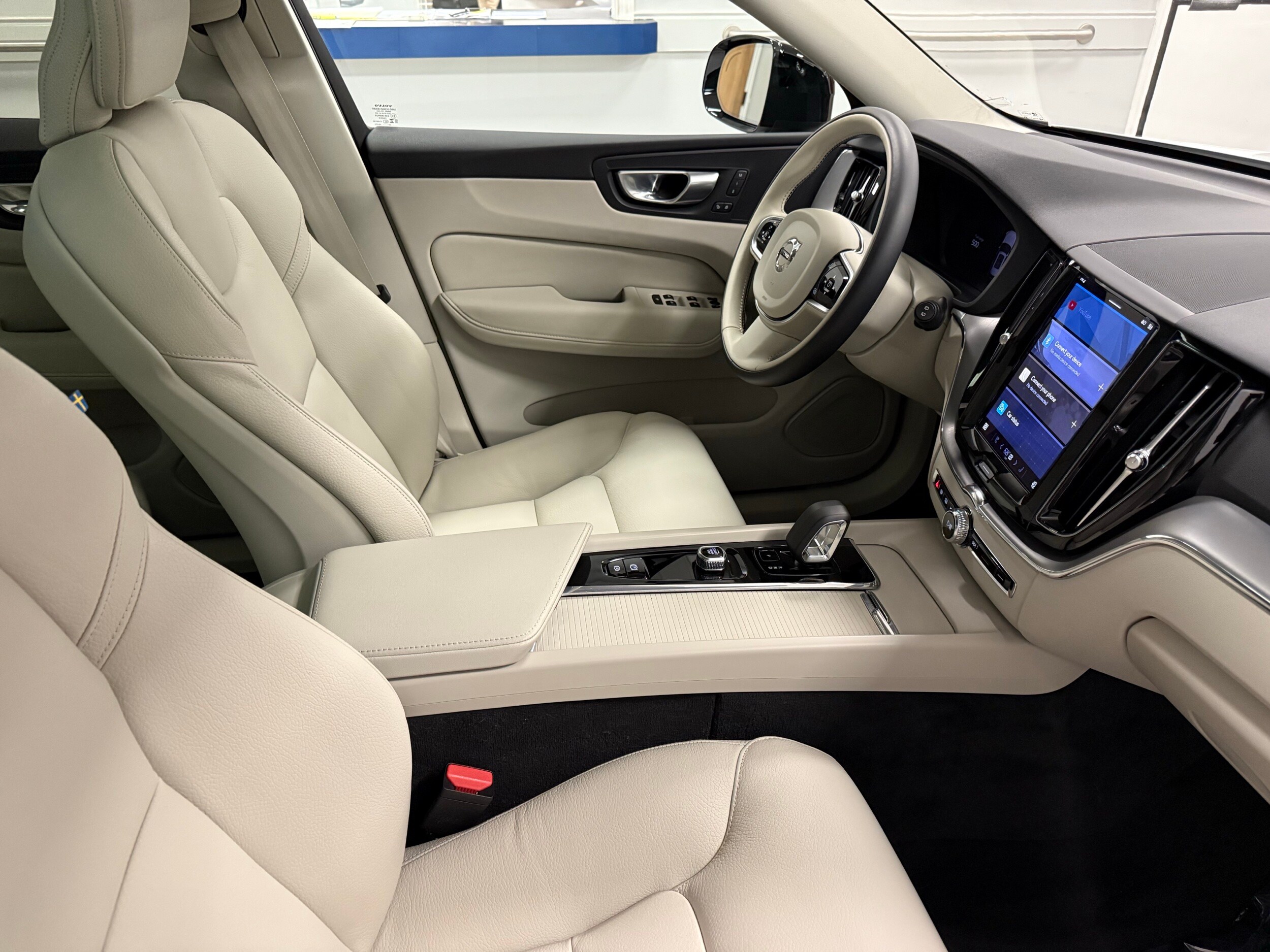 used 2024 Volvo XC60 car, priced at $43,500