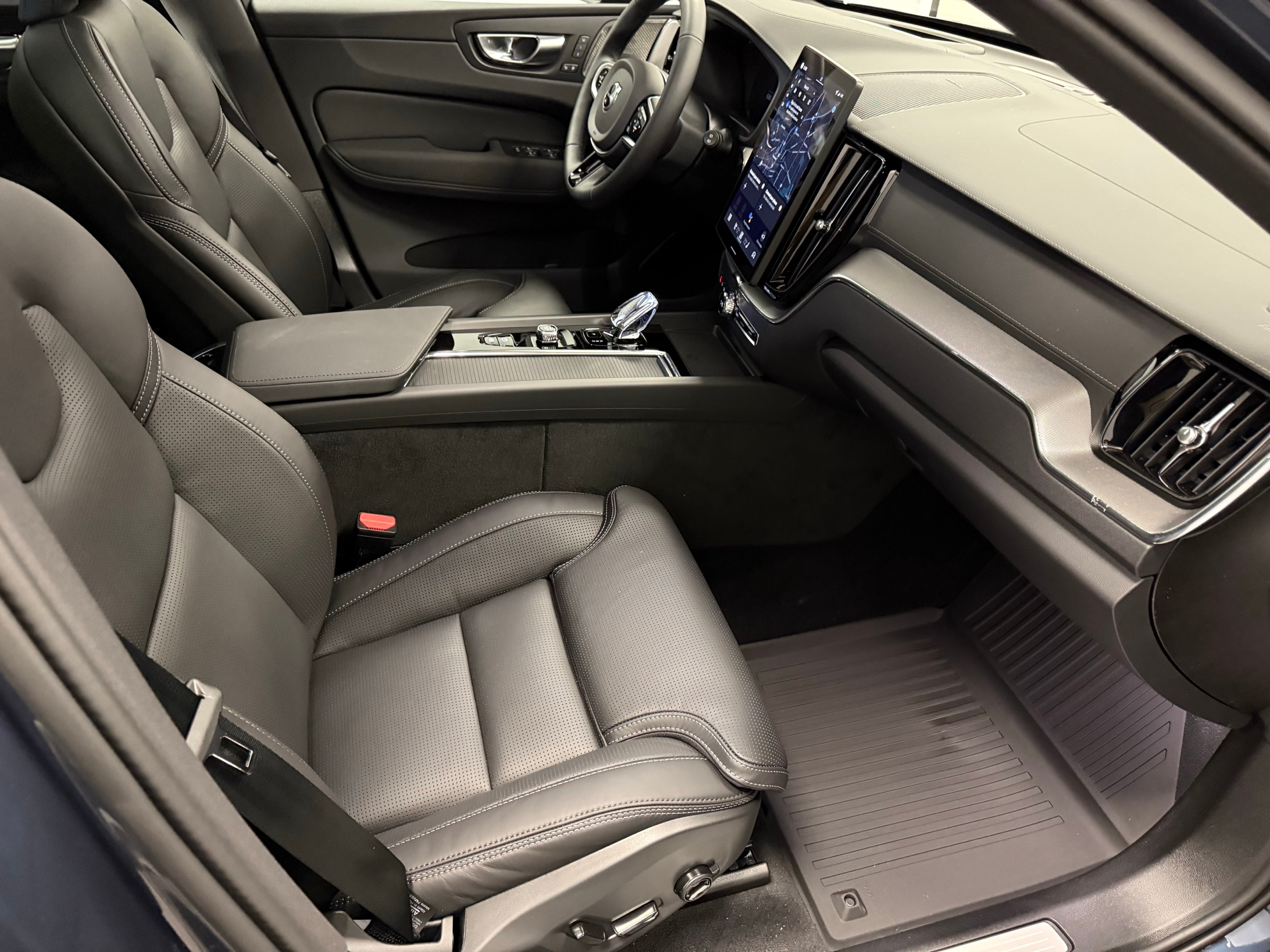 new 2026 Volvo XC60 car, priced at $64,500