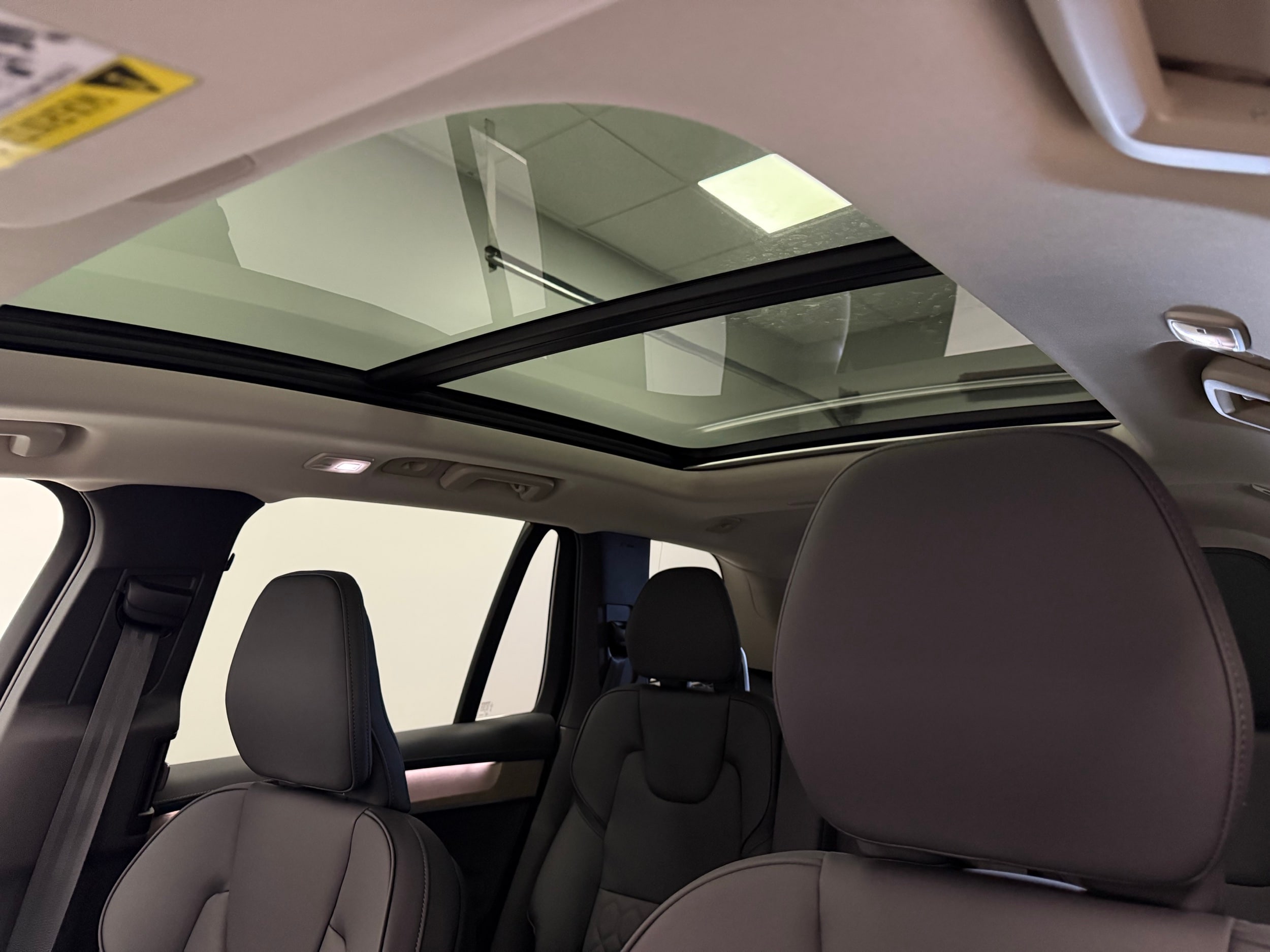 new 2025 Volvo XC90 car, priced at $61,795