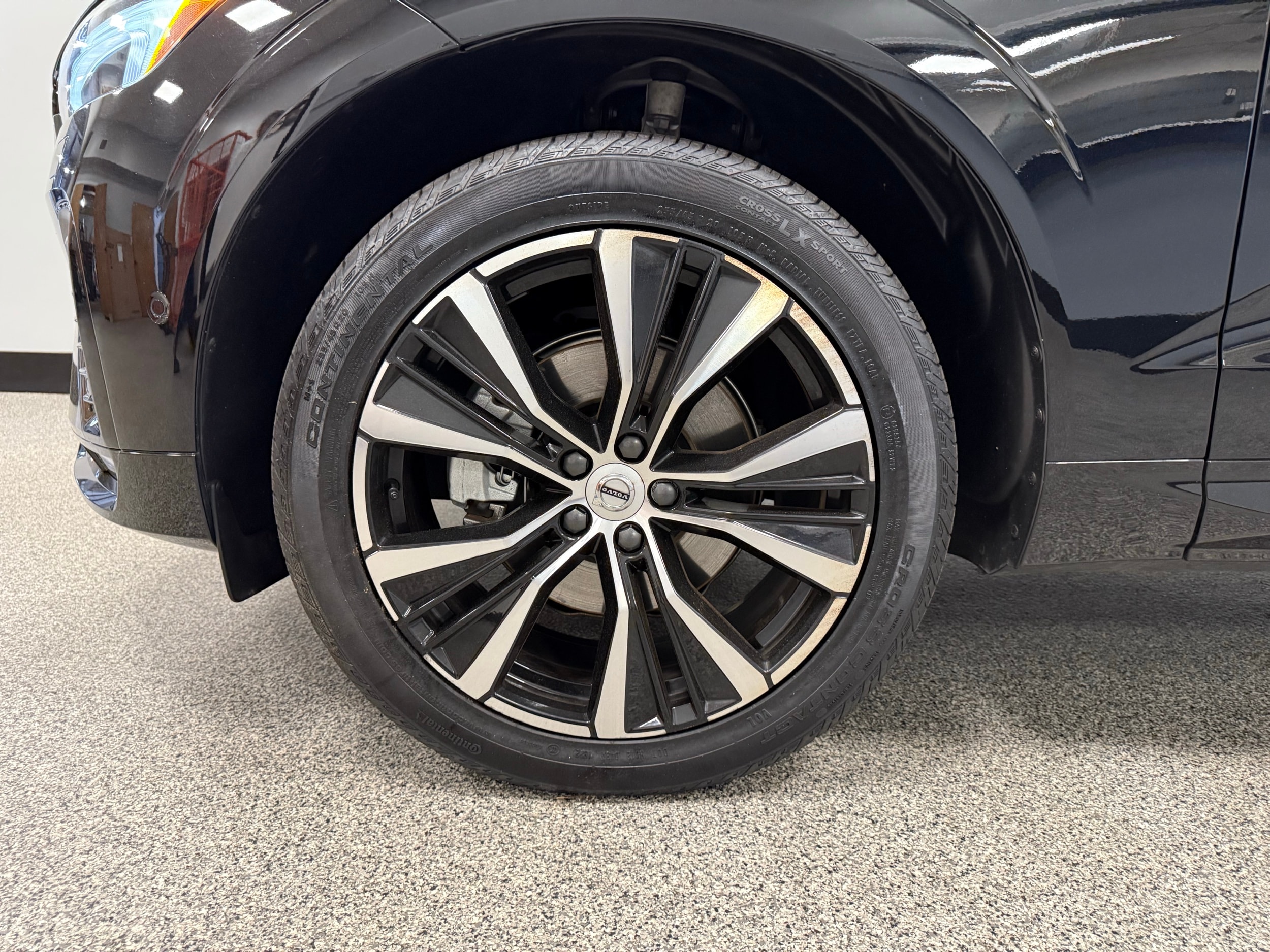 used 2023 Volvo XC60 car, priced at $43,500
