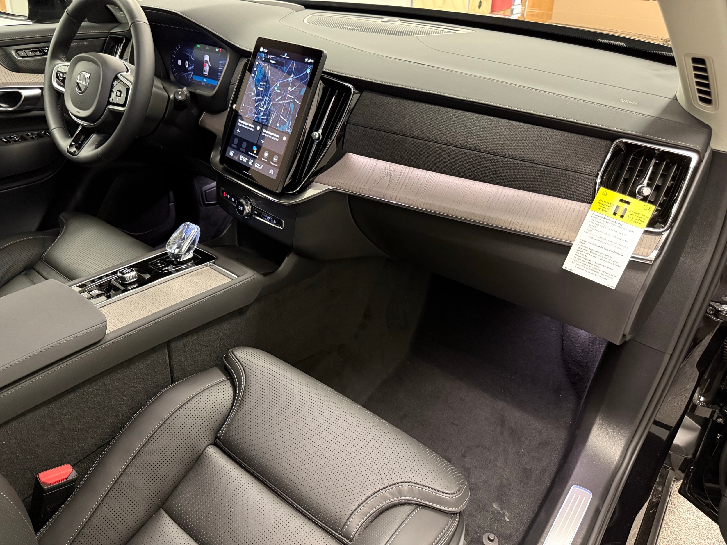 new 2026 Volvo XC90 plug-in hybrid car, priced at $87,075