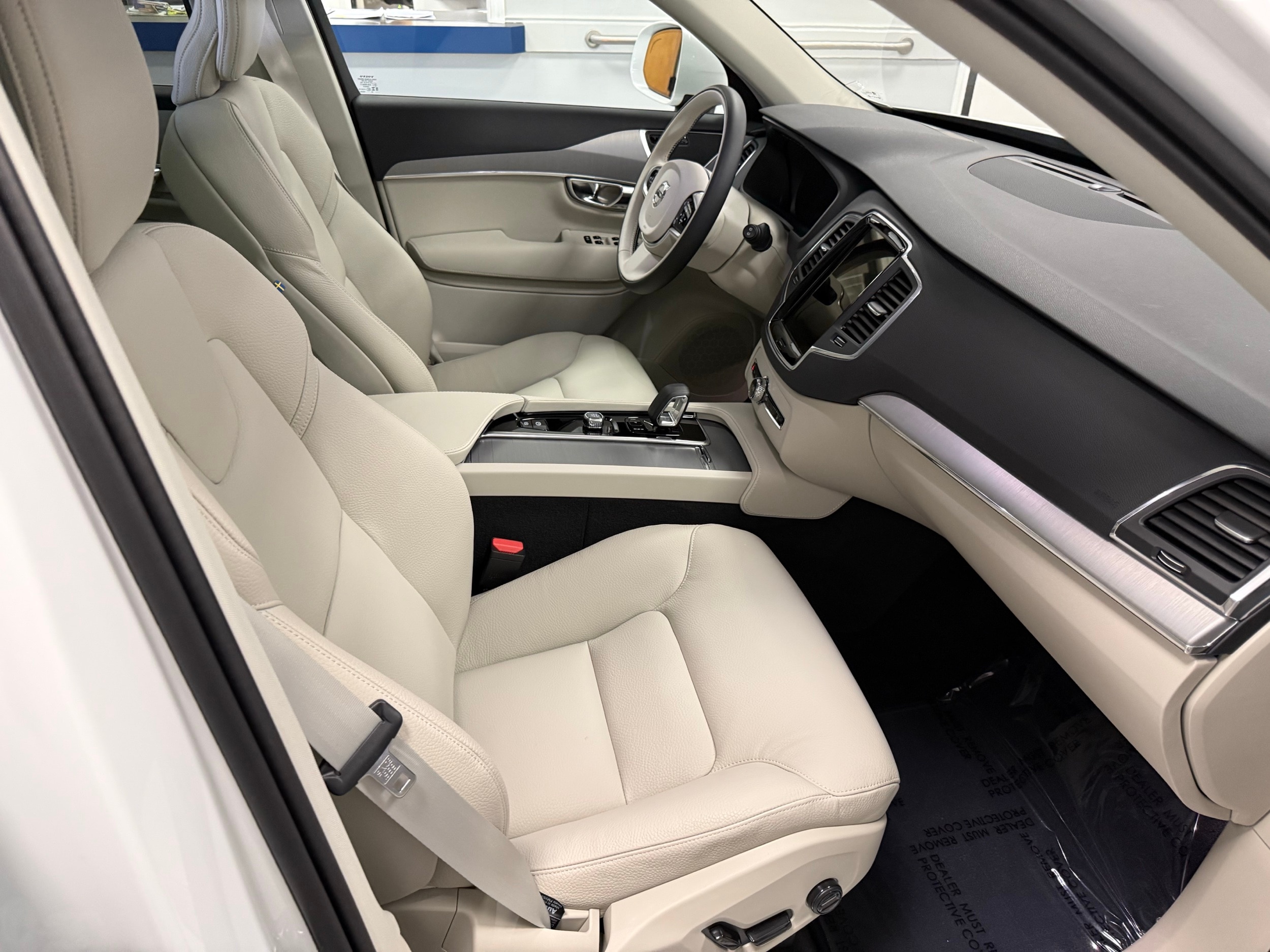 used 2024 Volvo XC90 car, priced at $51,500