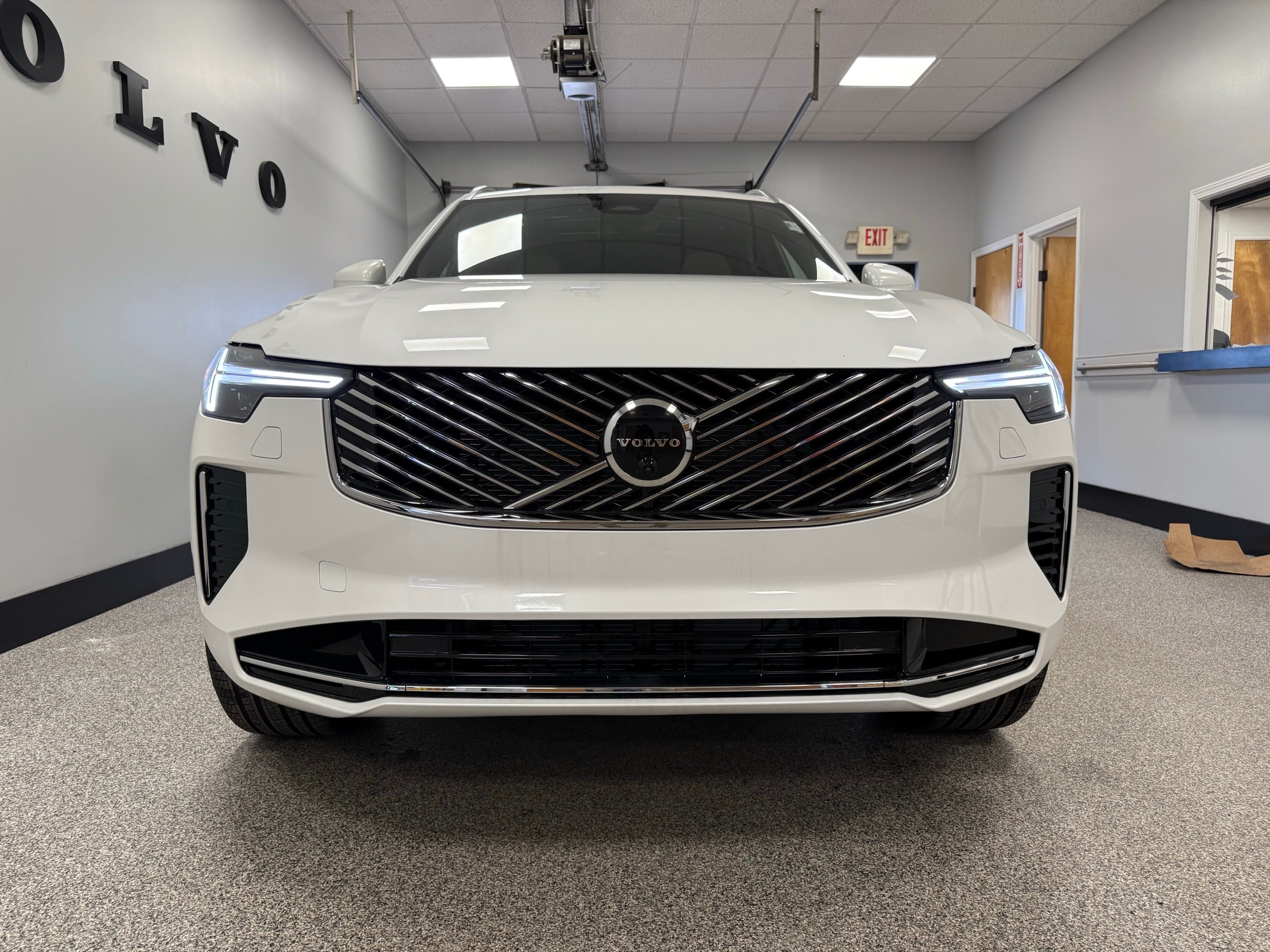 new 2026 Volvo XC90 car, priced at $71,825